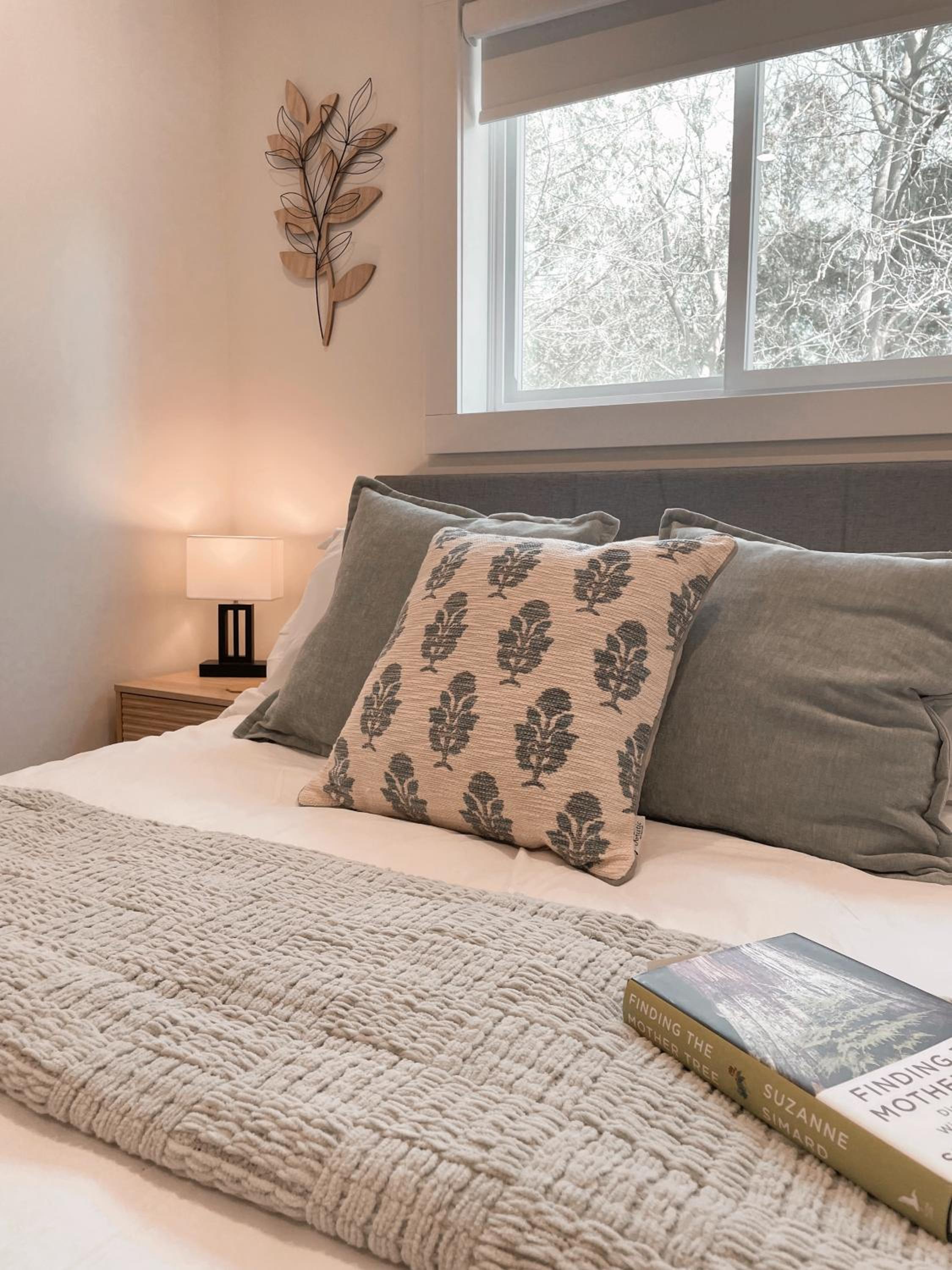 Elora’s Irvine River Suite