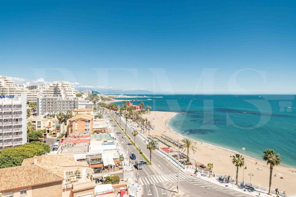 Seaview coastal apartment in Benalmadena by REMS