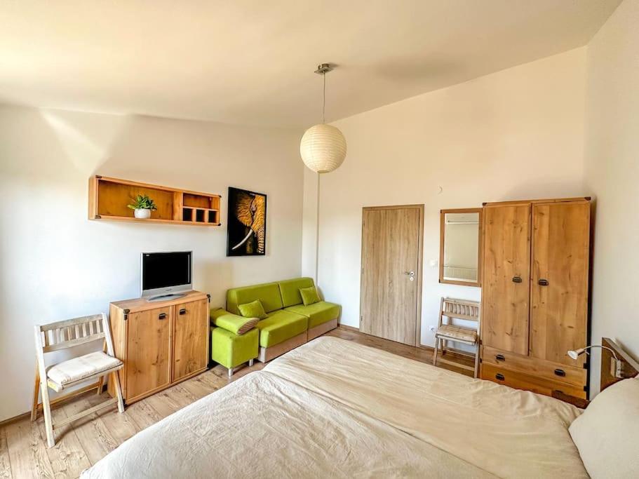 Seaside Garden Apartment Losinj