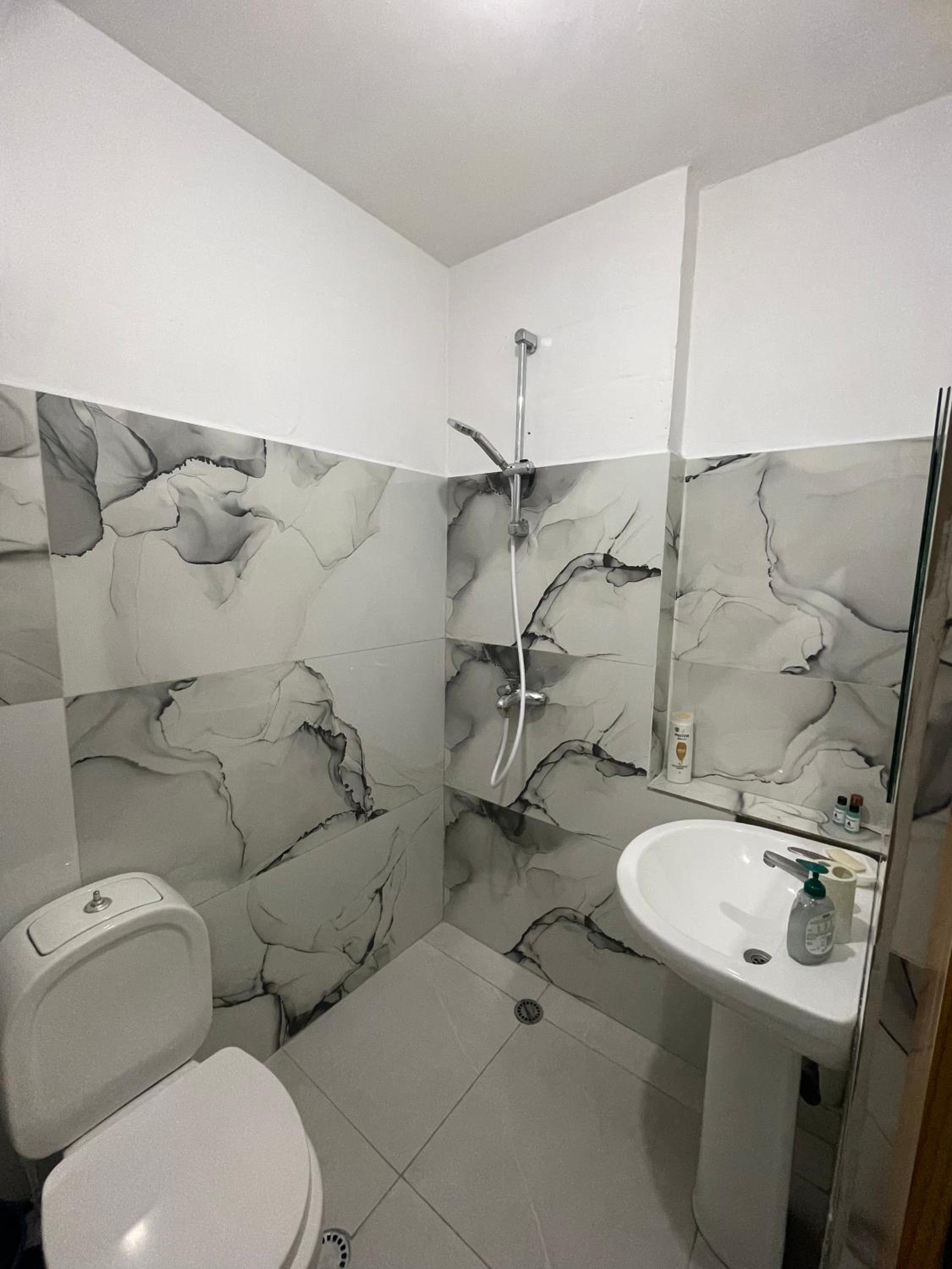 Agroni Rooms