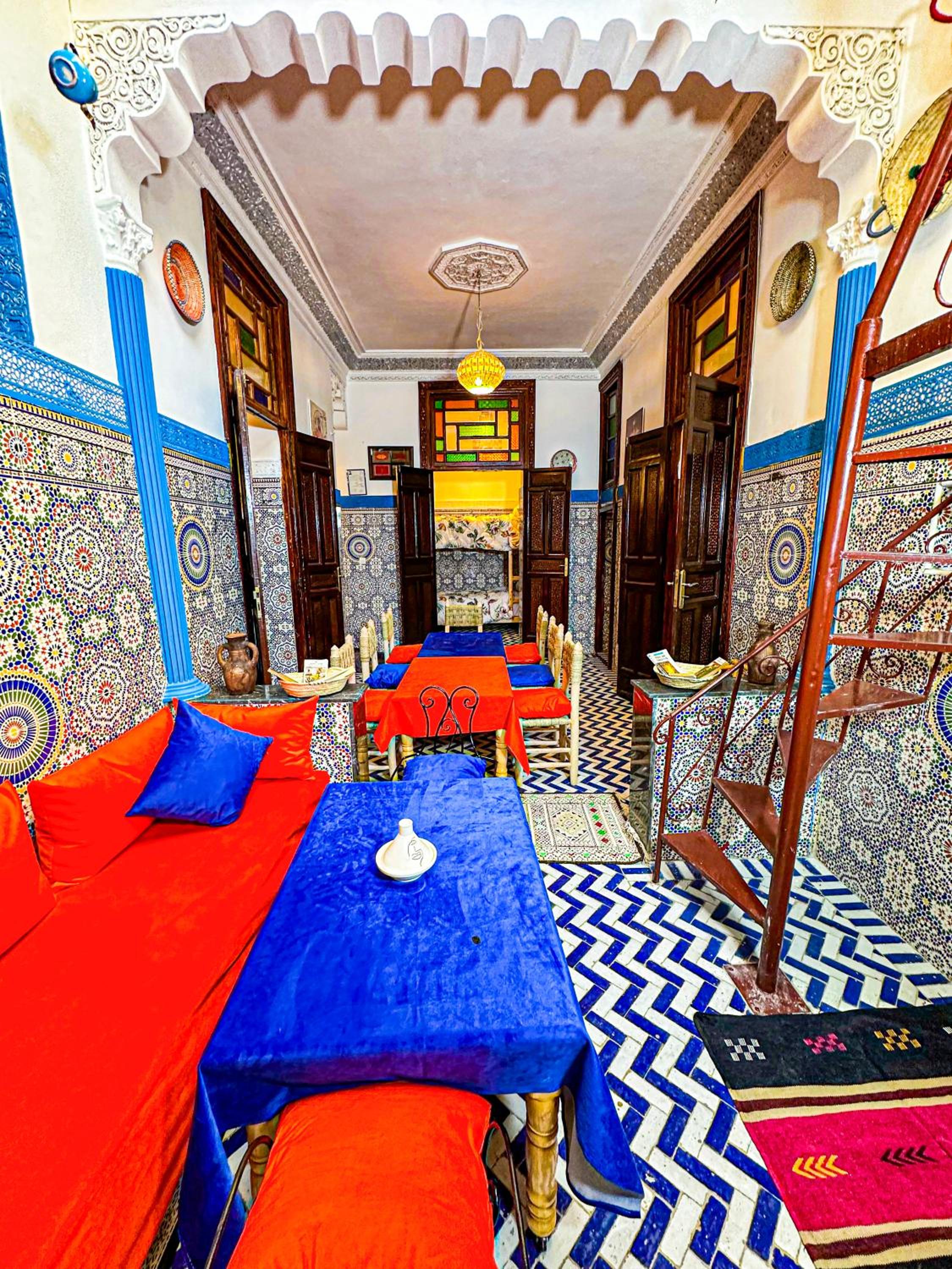 lounge