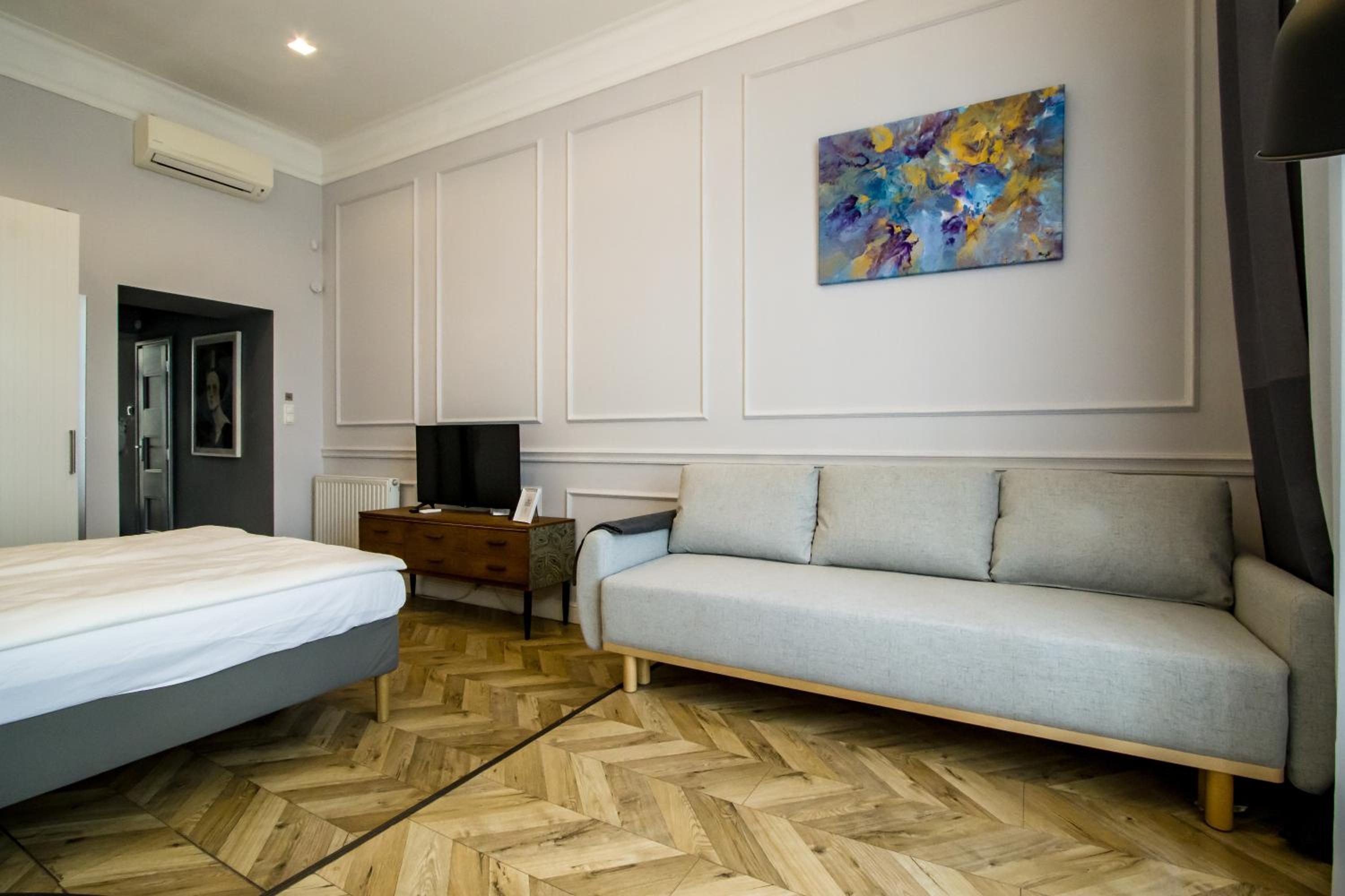 Wilson's Andrassy Avenue Suite Apartment view 5