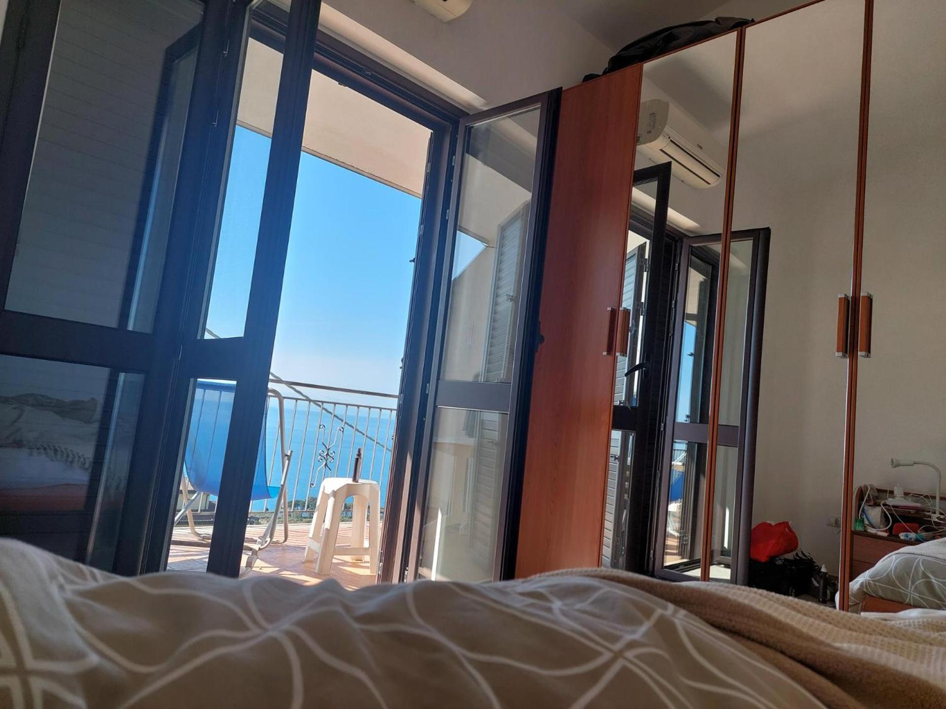 Balcony-Golfo di Gioia-SunsetViews-AuthenticItaly