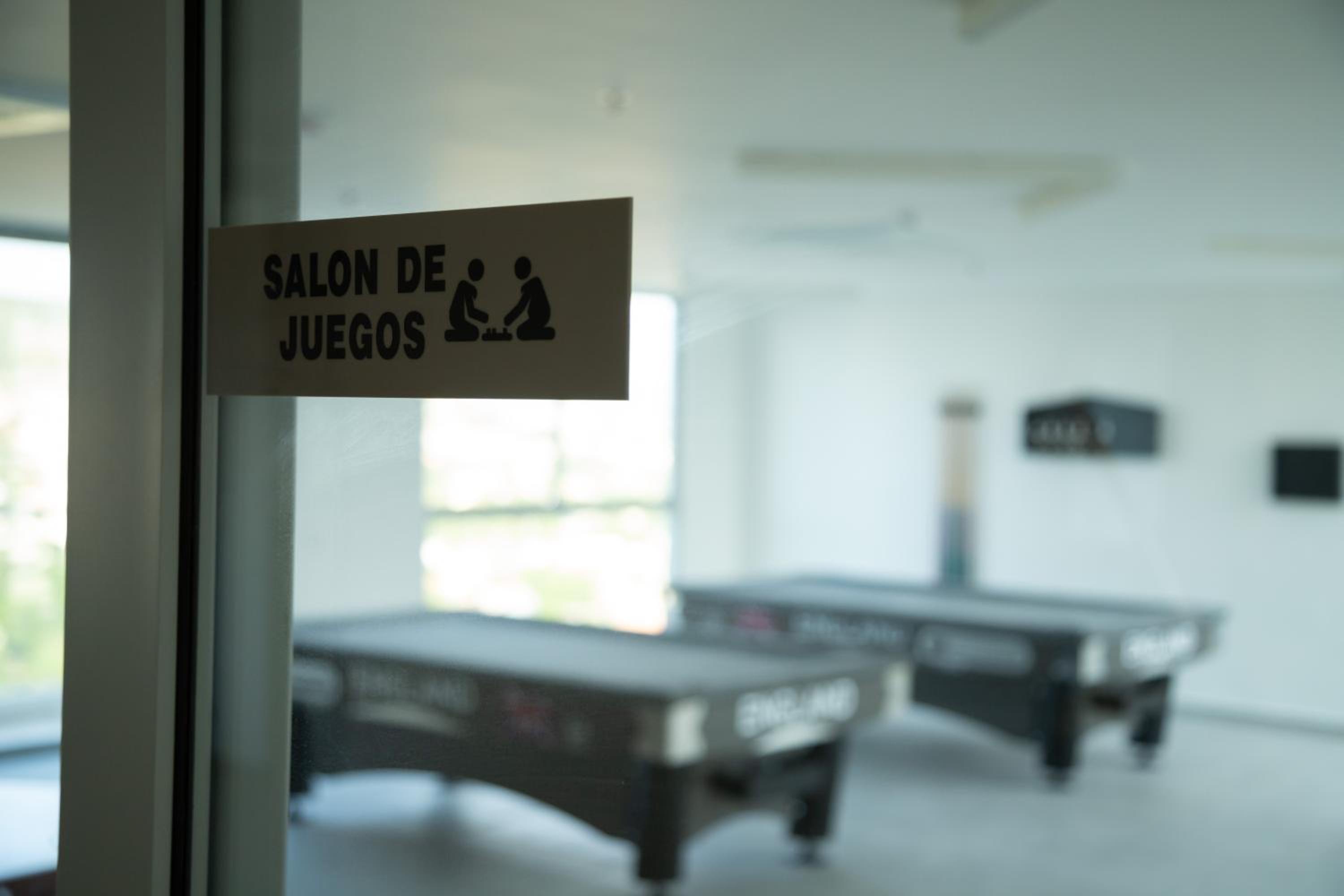 Beachside Bliss: Salguero Suites