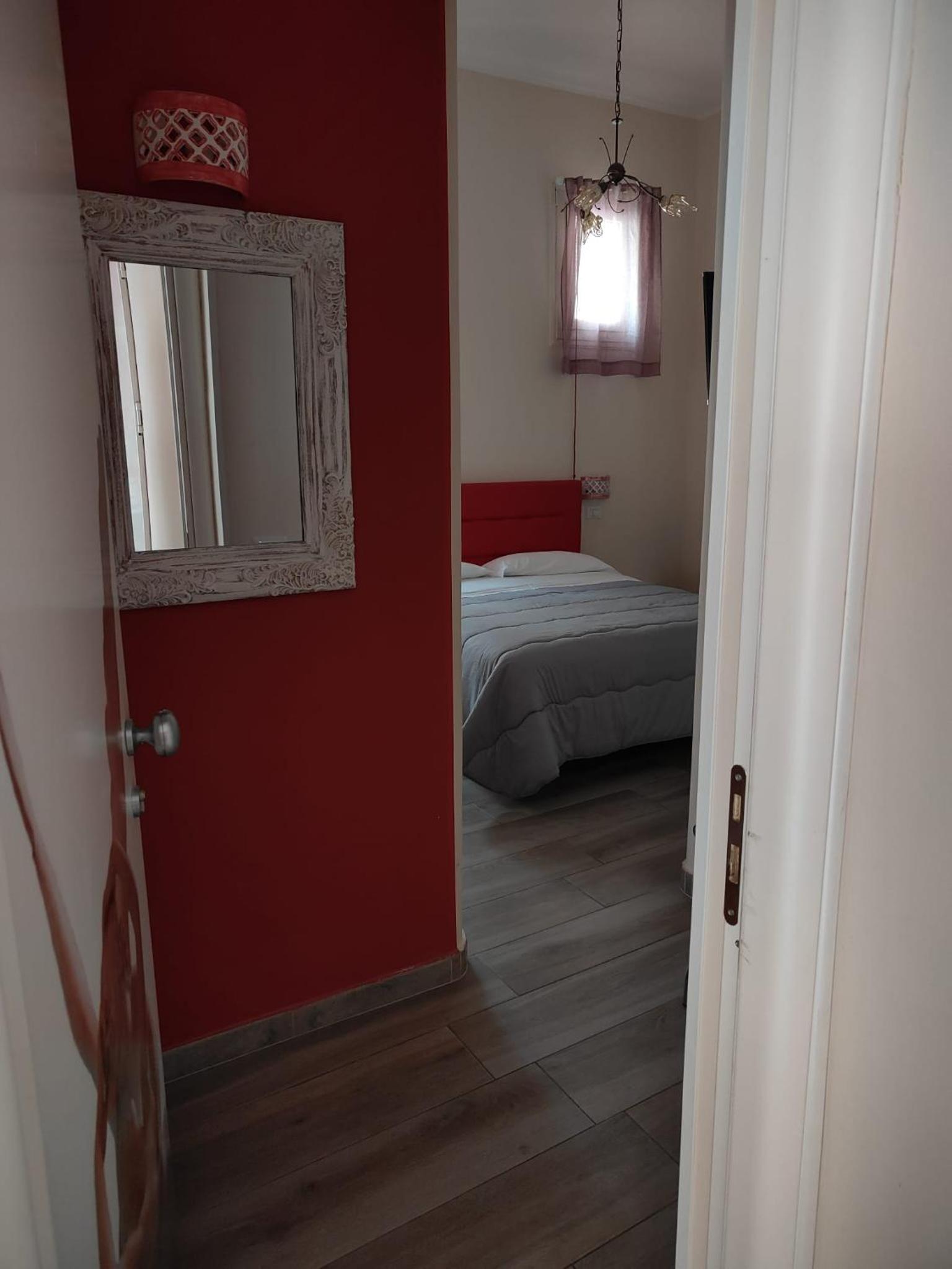 B & B Amore en Vietri — hotel room