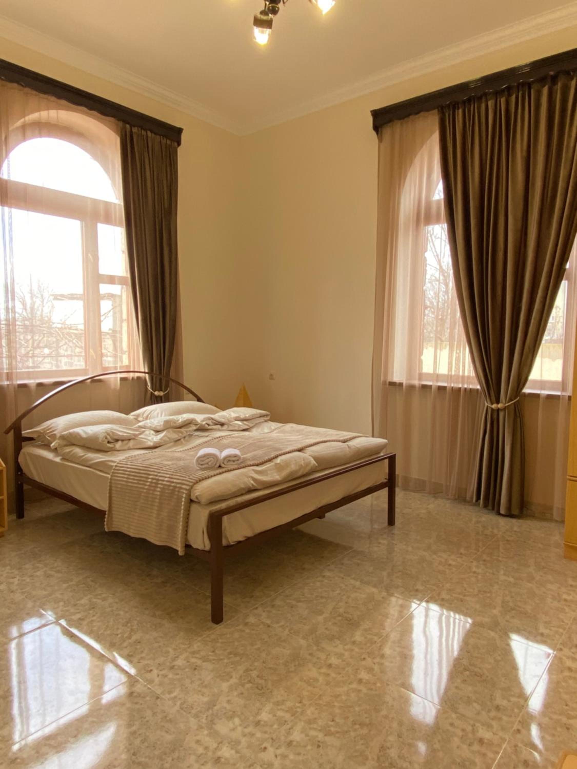 Yan Guest House