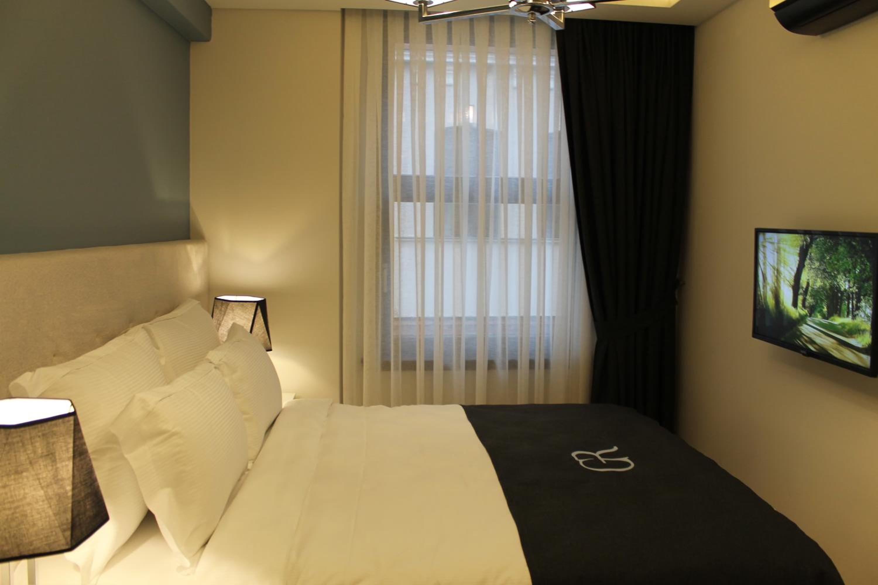 Garlon Residence - Image 262