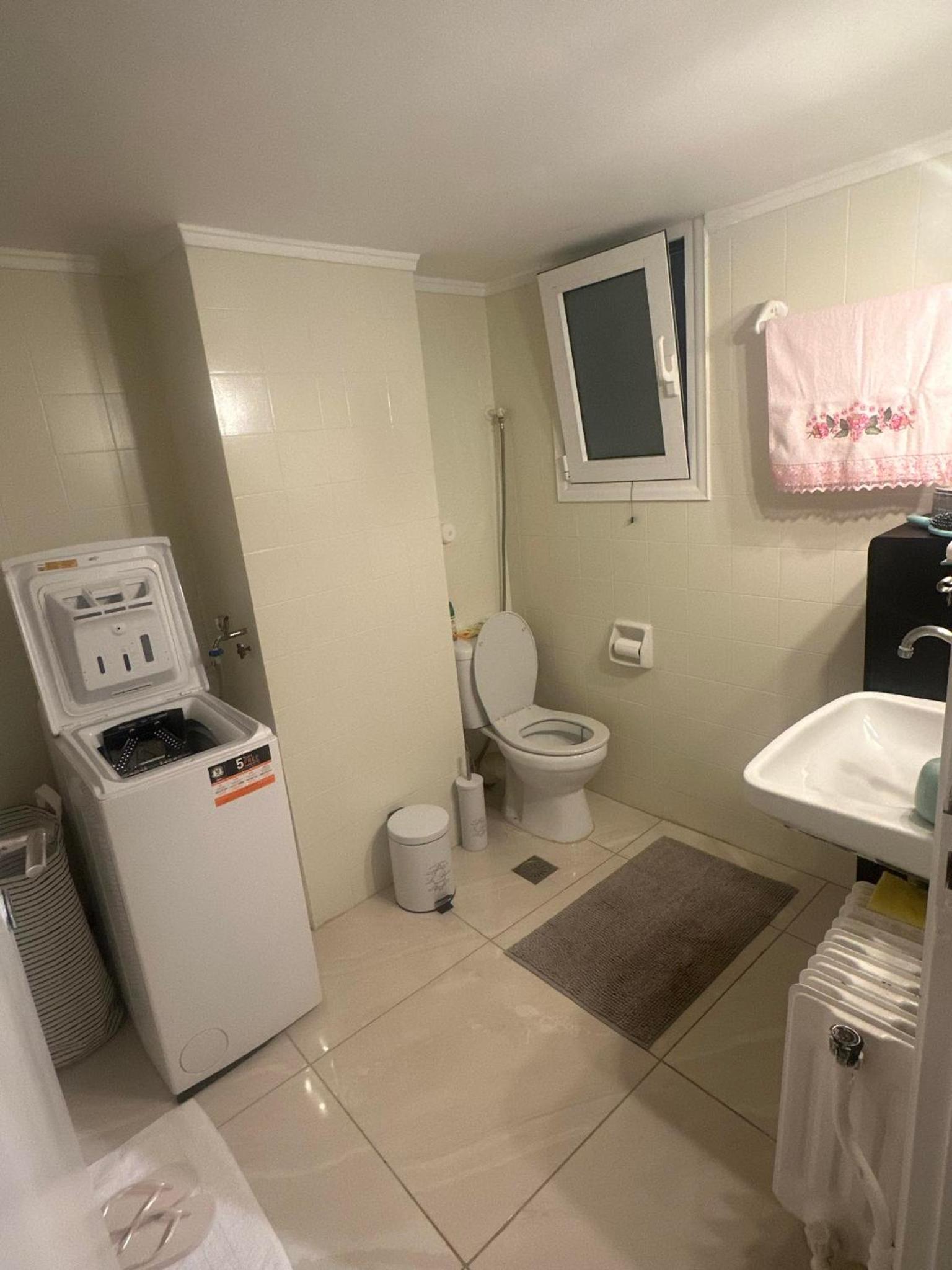 Alex Apartment