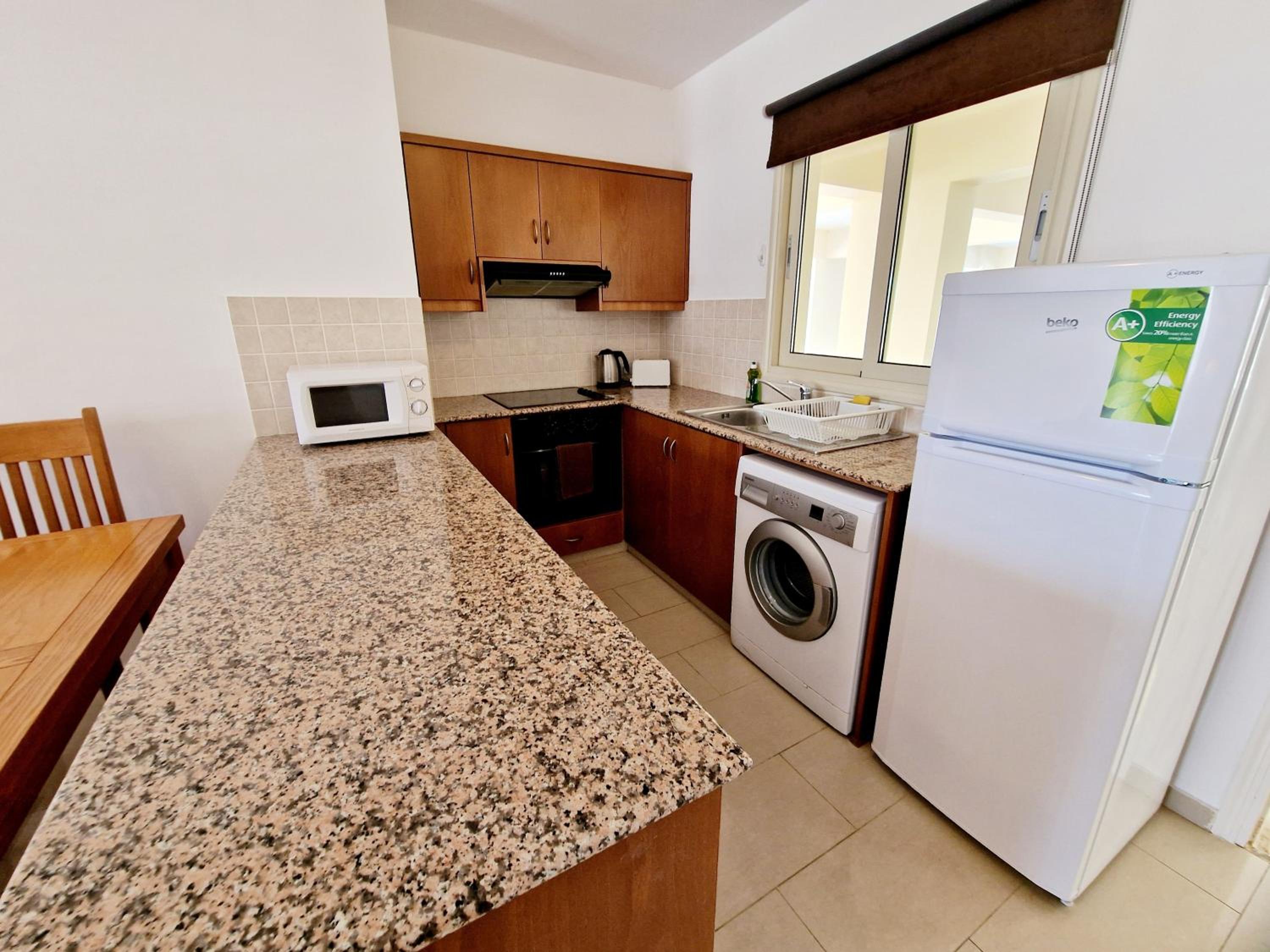 C5 Vanessa Poolside Apartment view 5