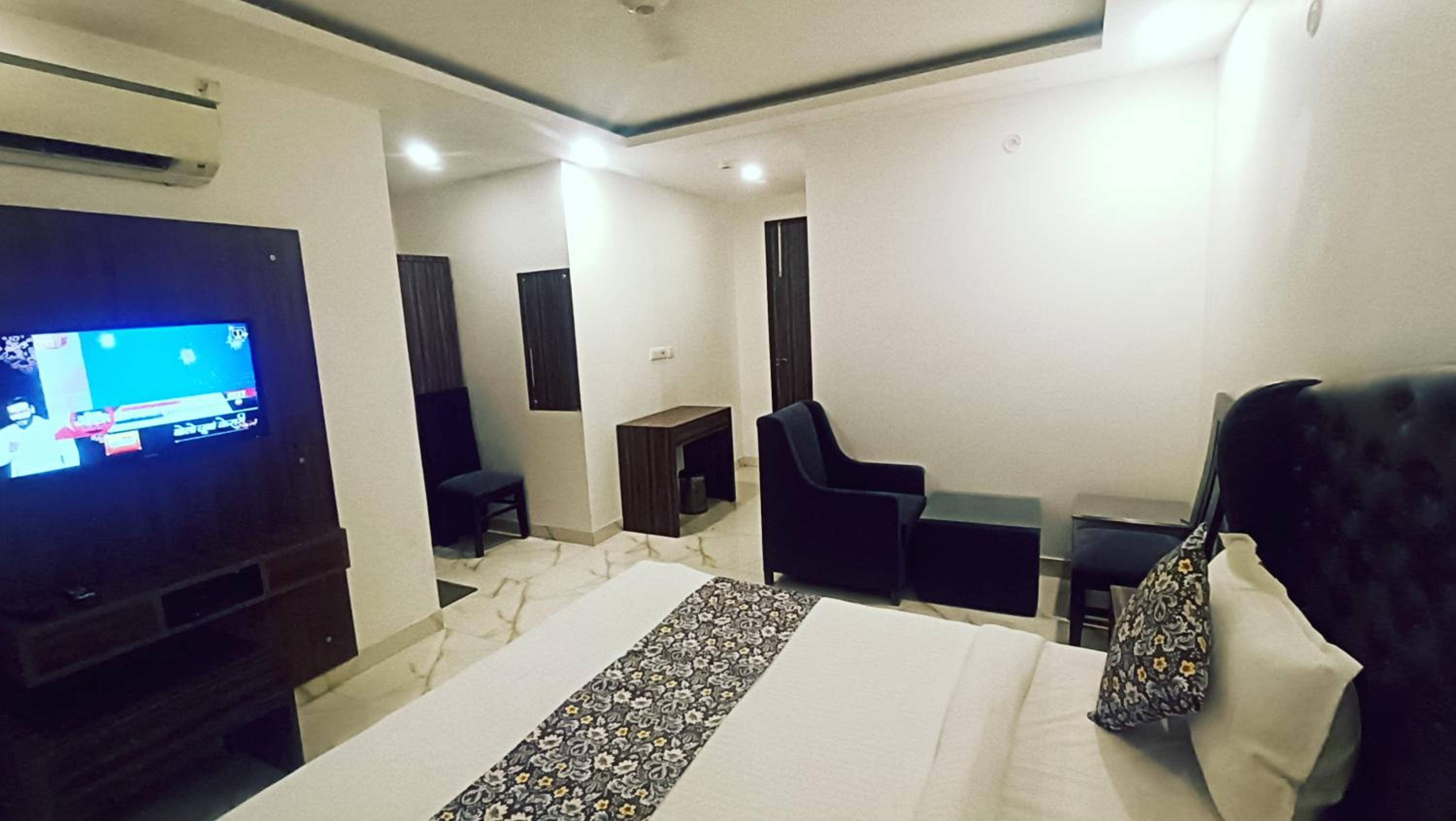 Hotel Mayda Prime Near Delhi Airport