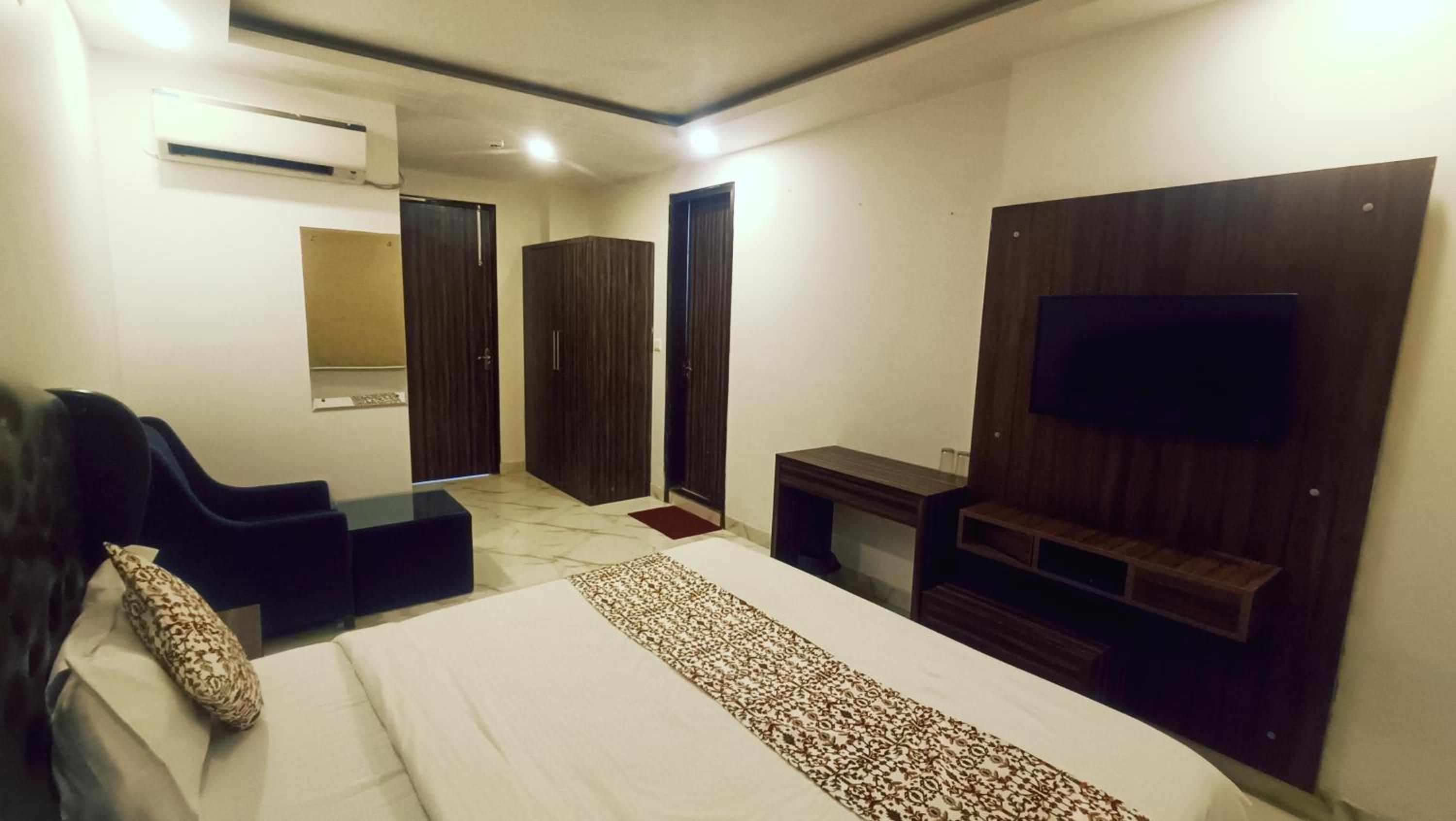 Hotel Mayda Prime Near Delhi Airport
