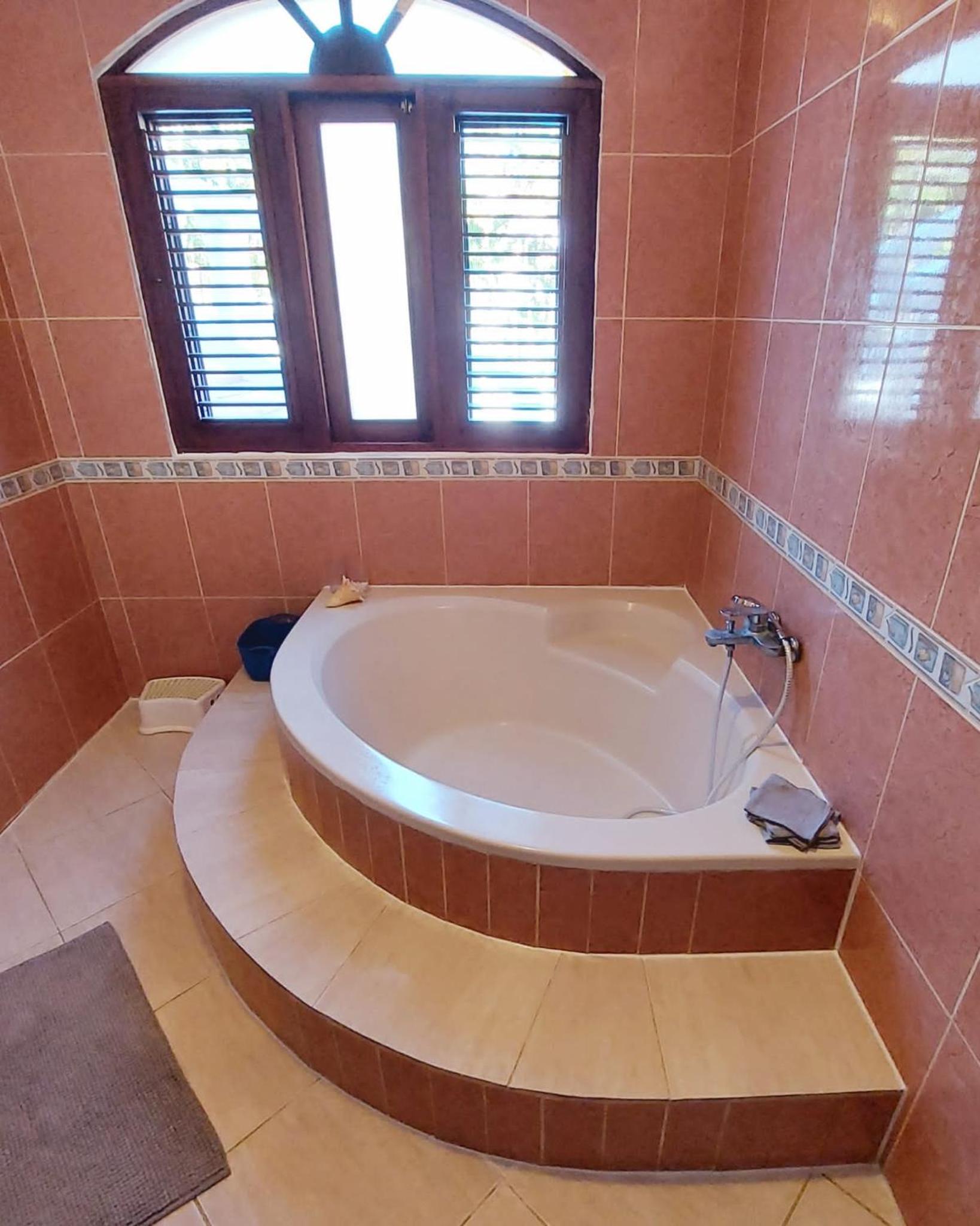 VILLA AVA ENCUENTRO- accommodation in villa