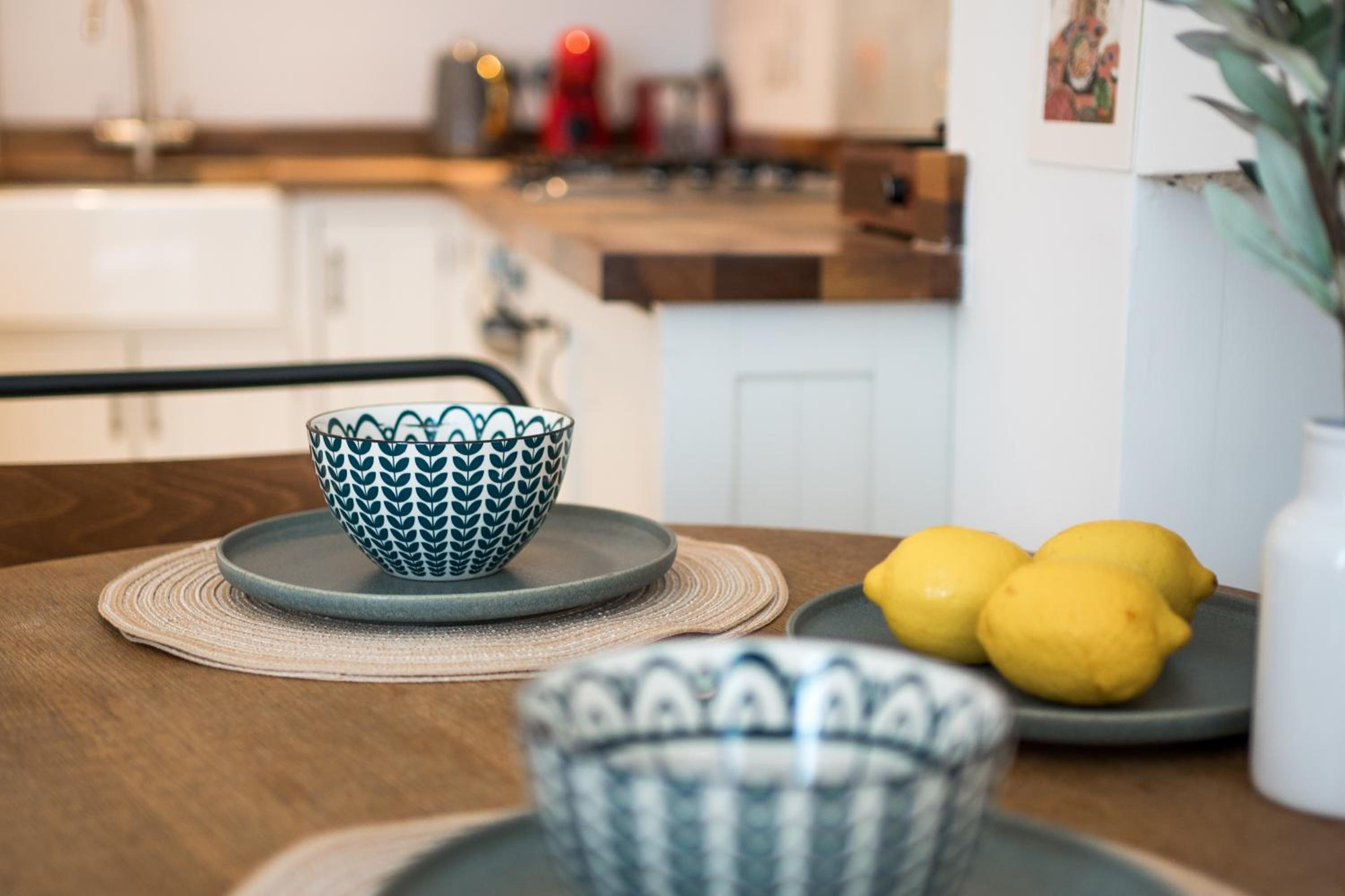 Charming 2-Bed Flat in the heart of Nottinghill - Steps from Portobello Rd Market and NottingHill Bookshop