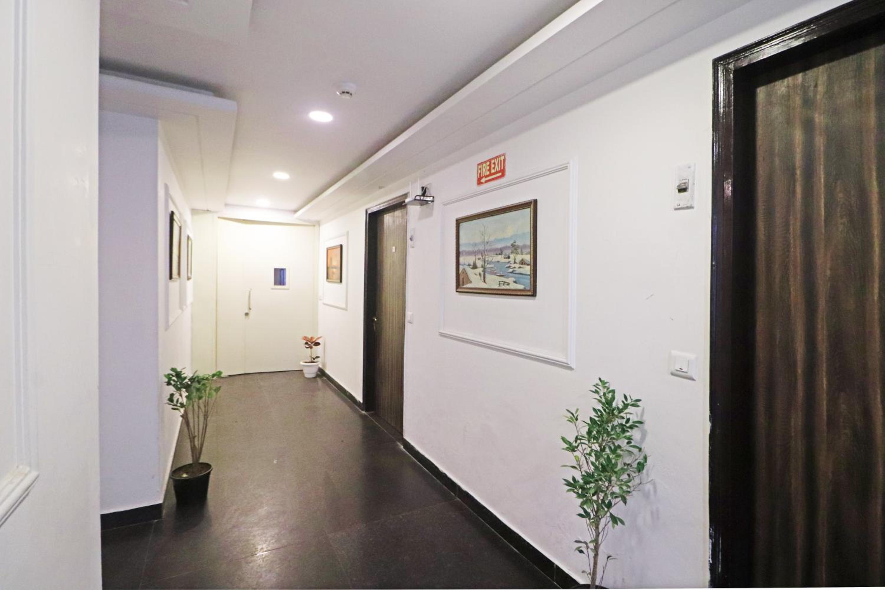Hotel Mayda Prime Near Delhi Airport