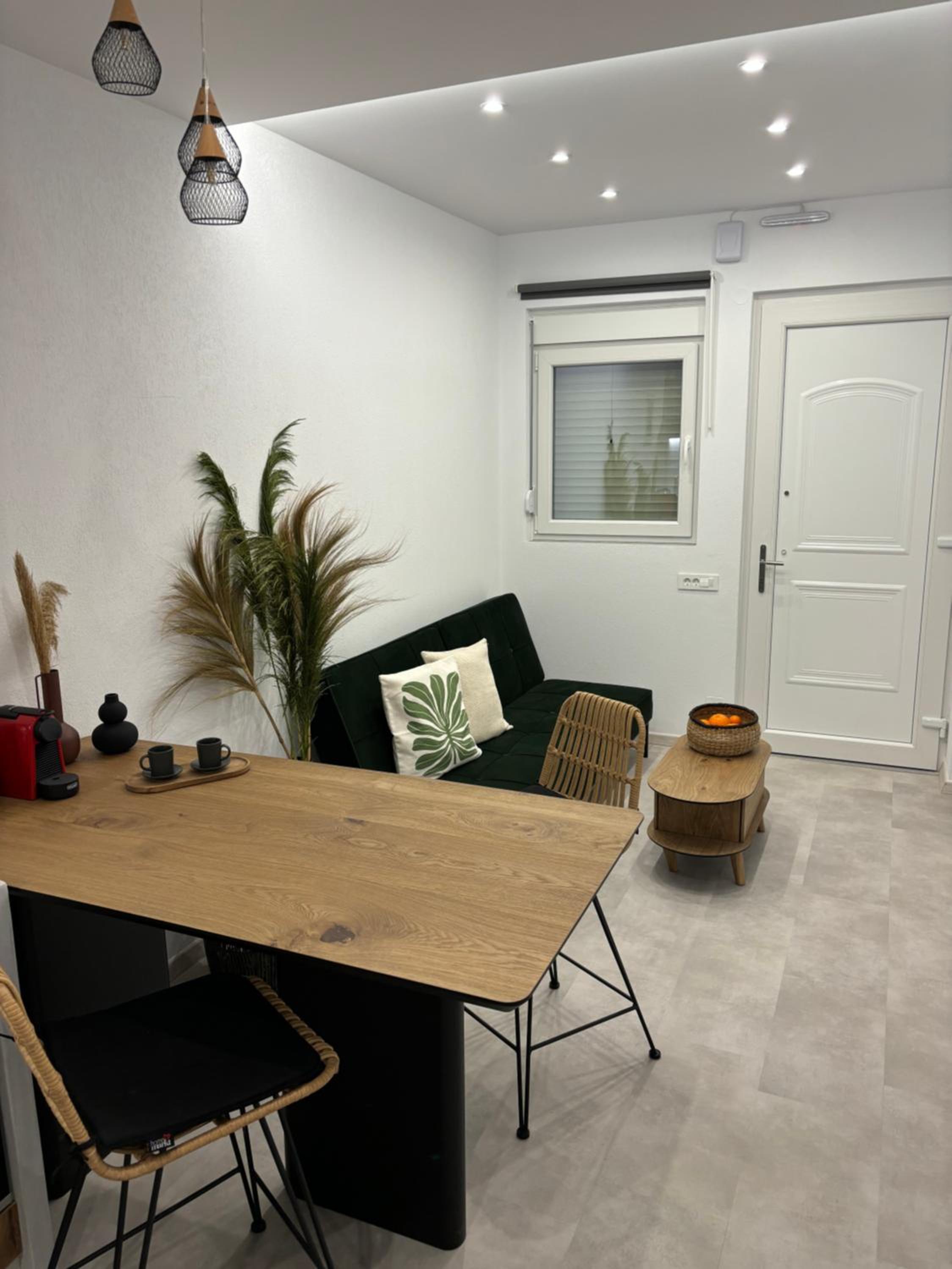 MYROVOLOS APARTMENTS