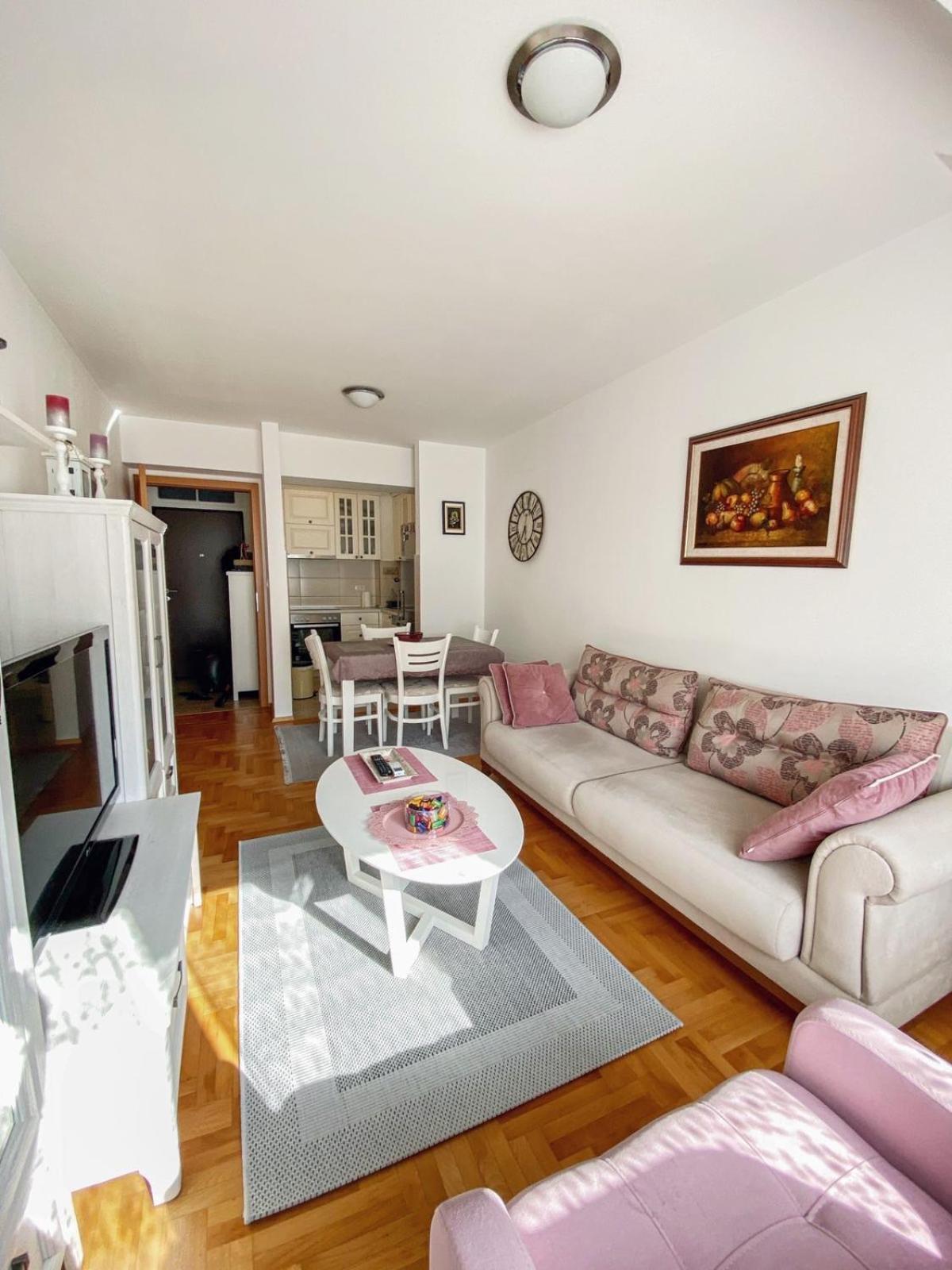 Apartman Leona