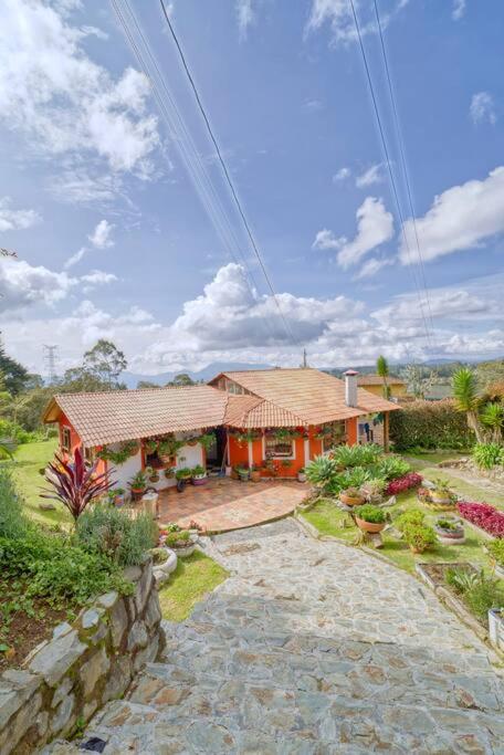 Hermosa finca silletera en Medellín