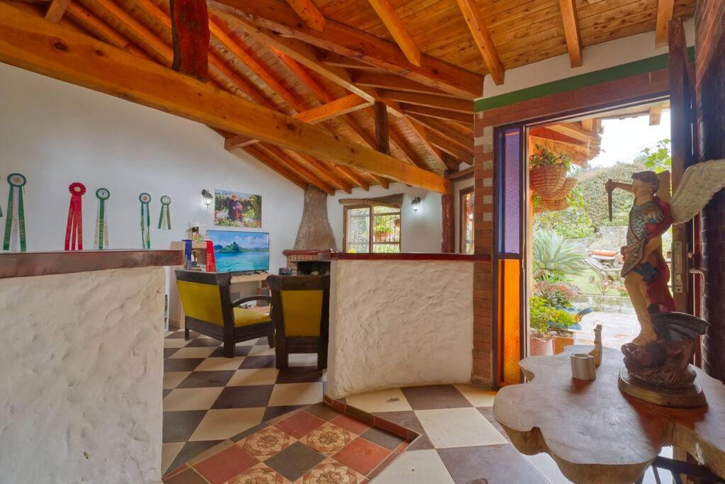 Hermosa finca silletera en Medellín