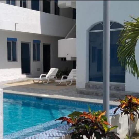 Moderno departamento vacacional.