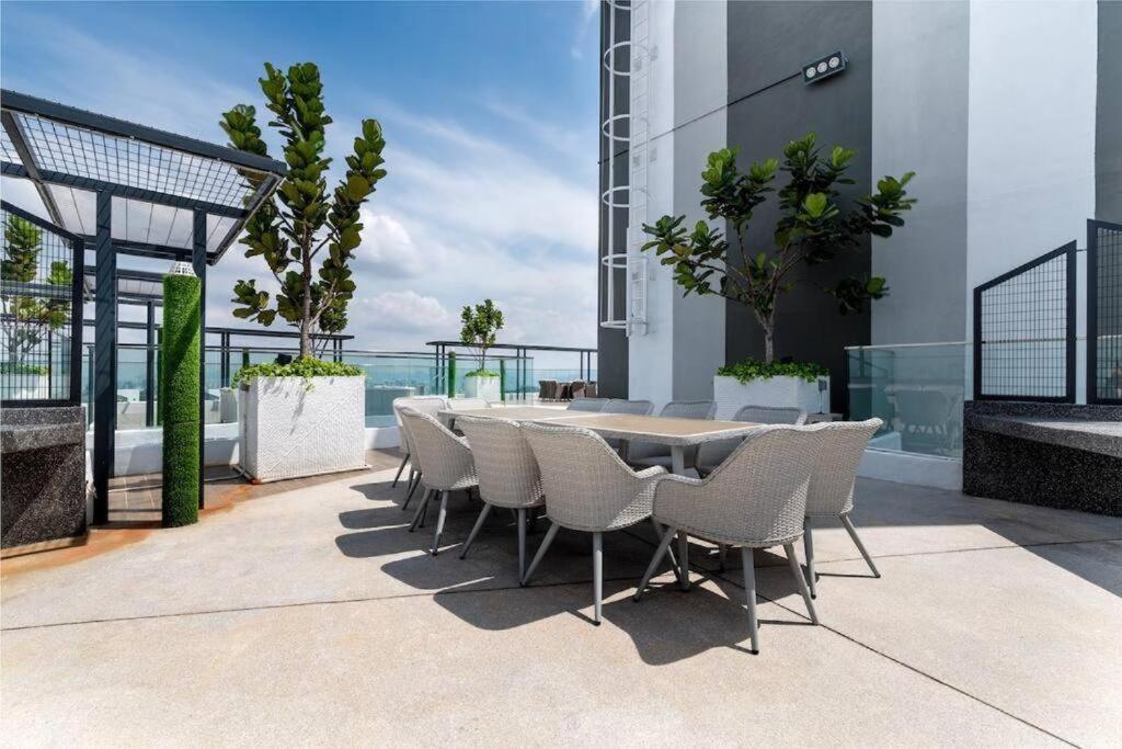 Reizz Residence Jalan Ampang - Two-Bedroom Apartment