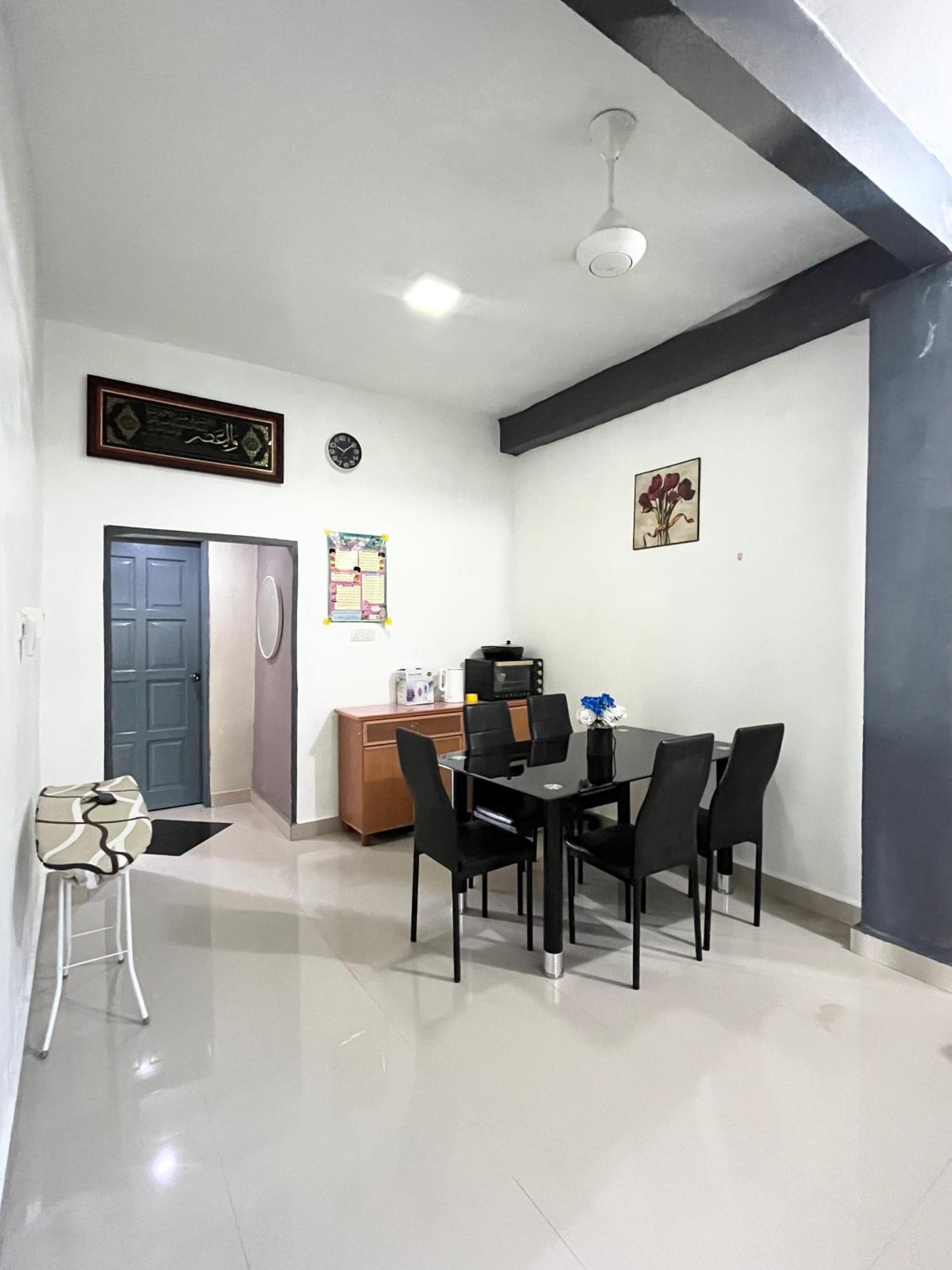 Baiduri Homestay