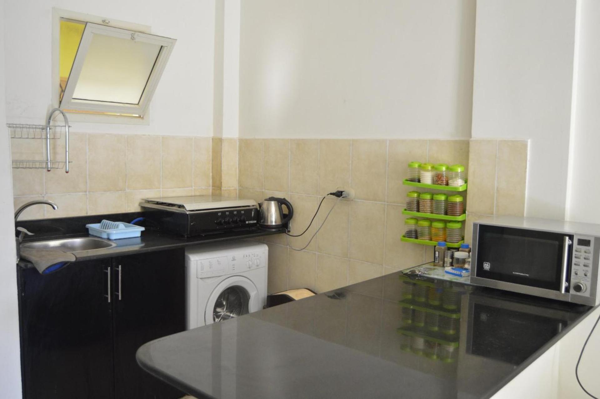 Nice 2-Bed Apartment view 2