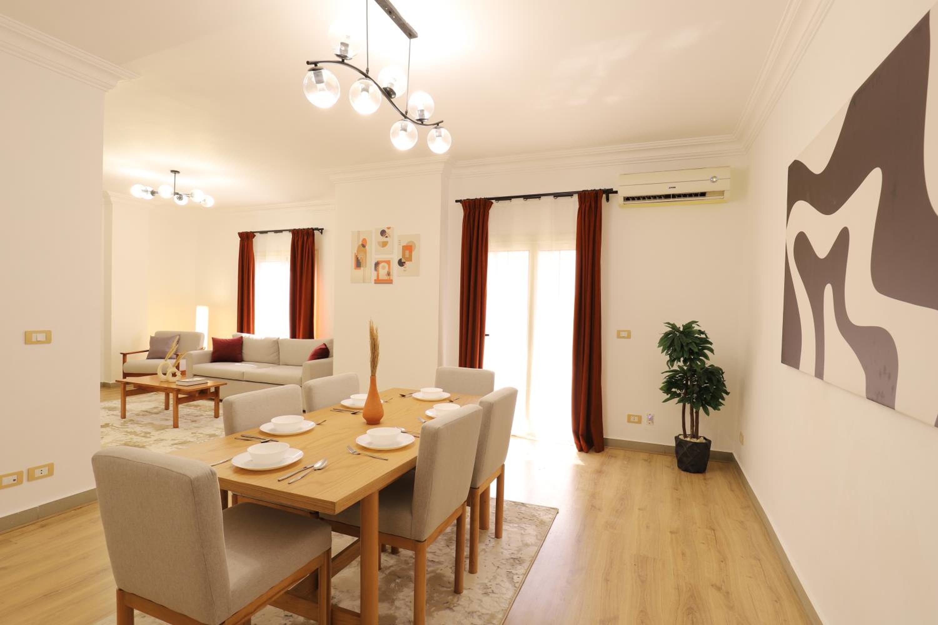 Signature Stays: Modern Chic Apt