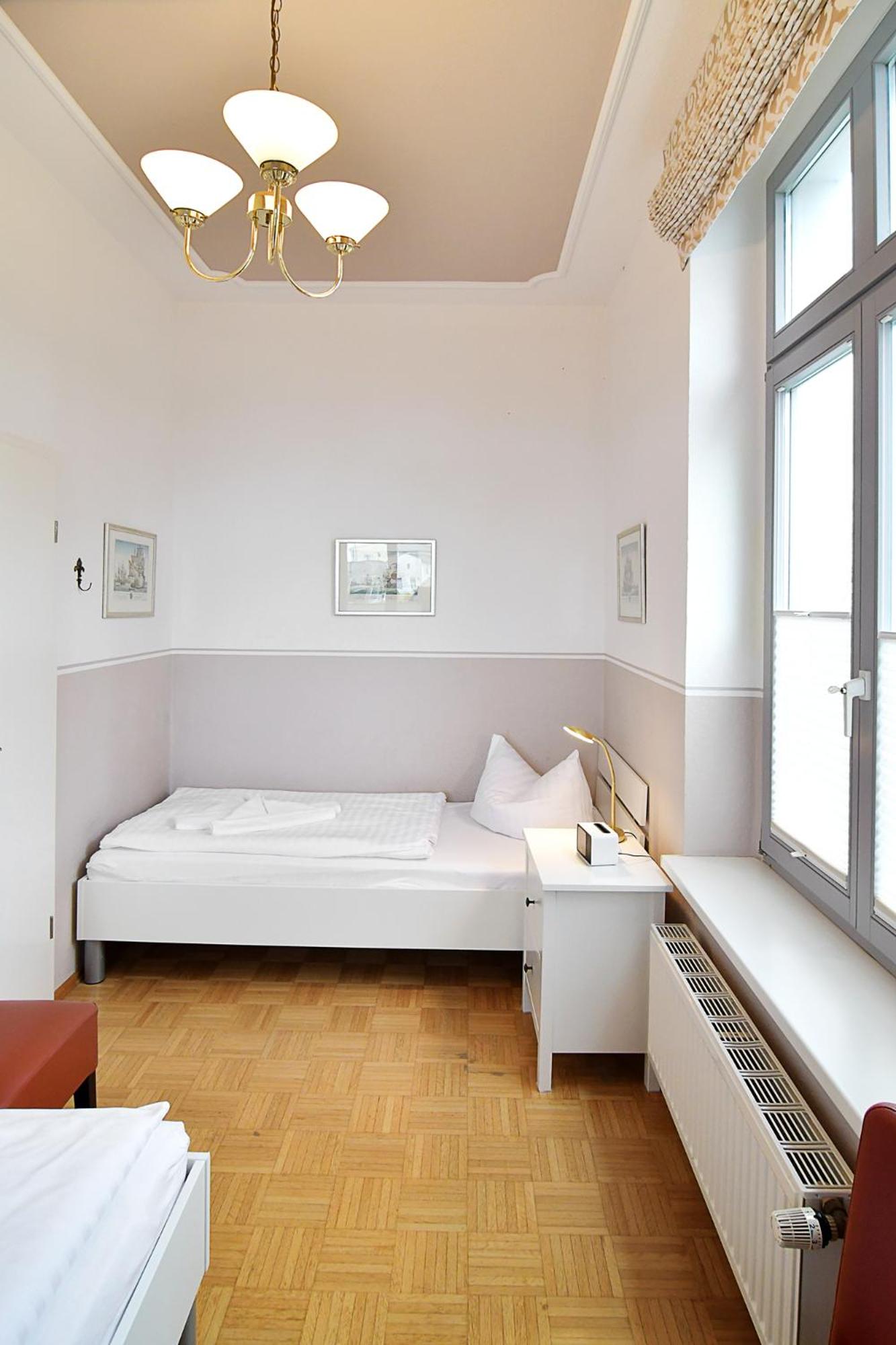 Villa-Schering-App-EG-links