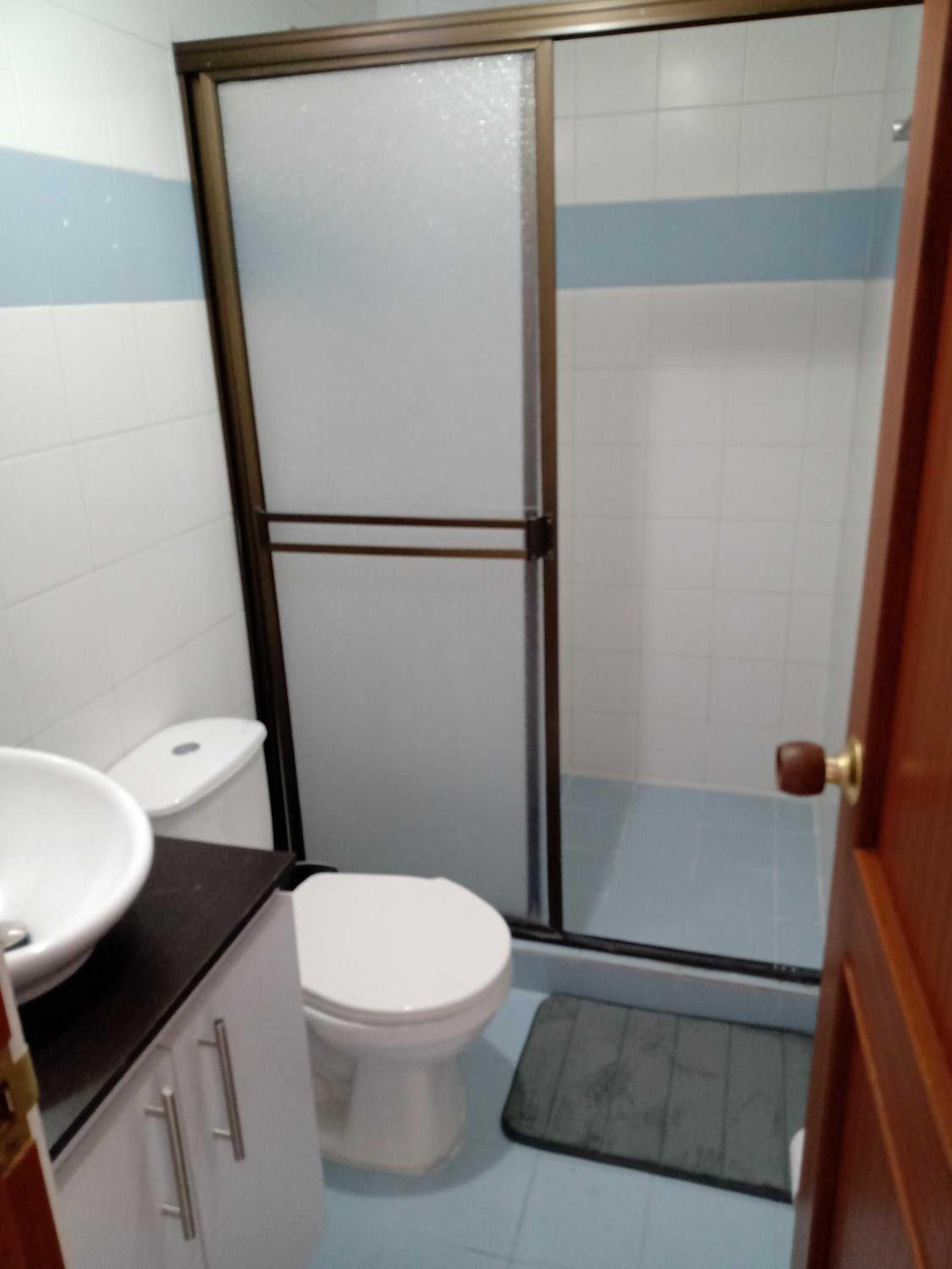 RENTO COMODO APARTAMENTO