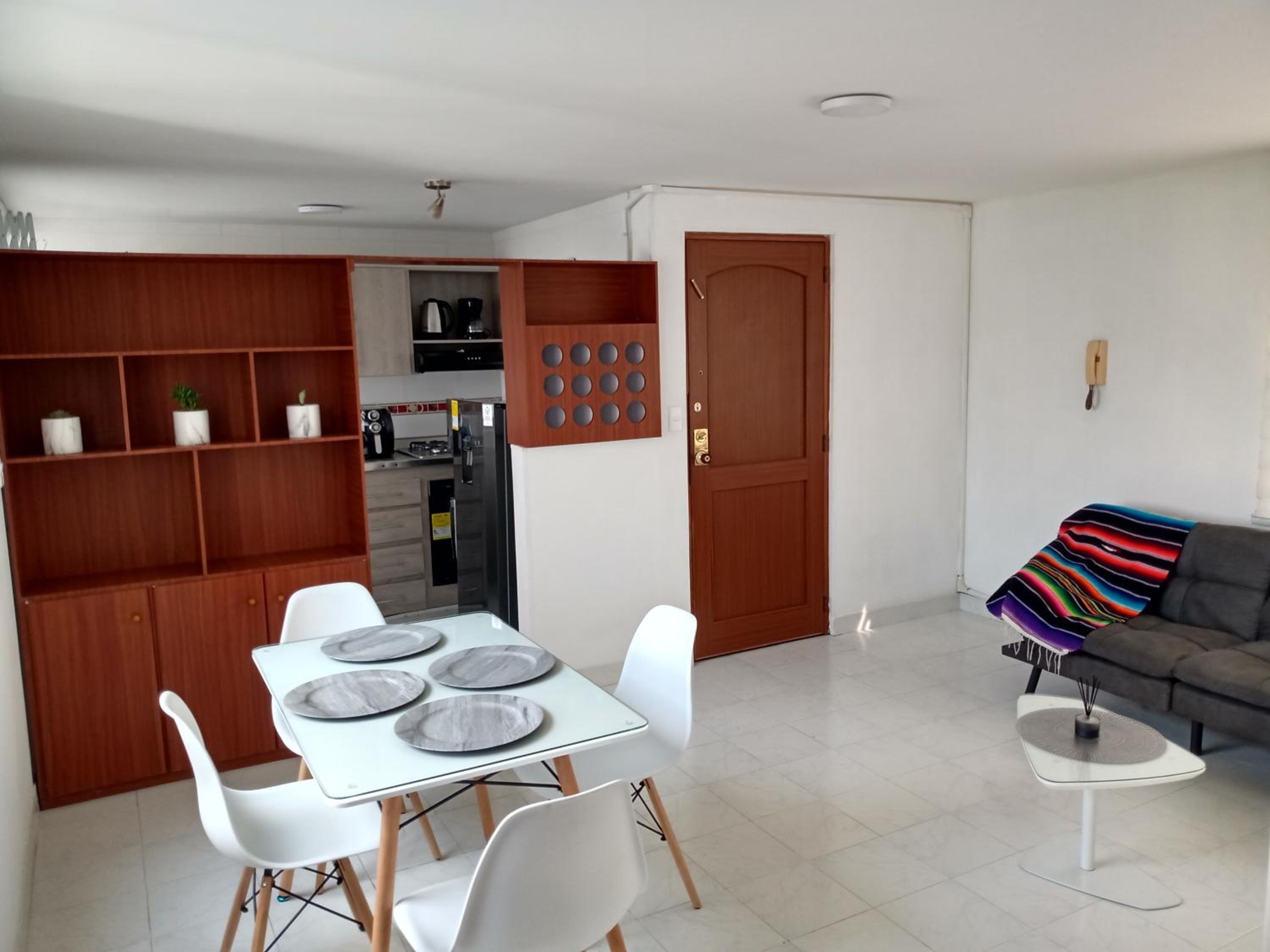 RENTO COMODO APARTAMENTO