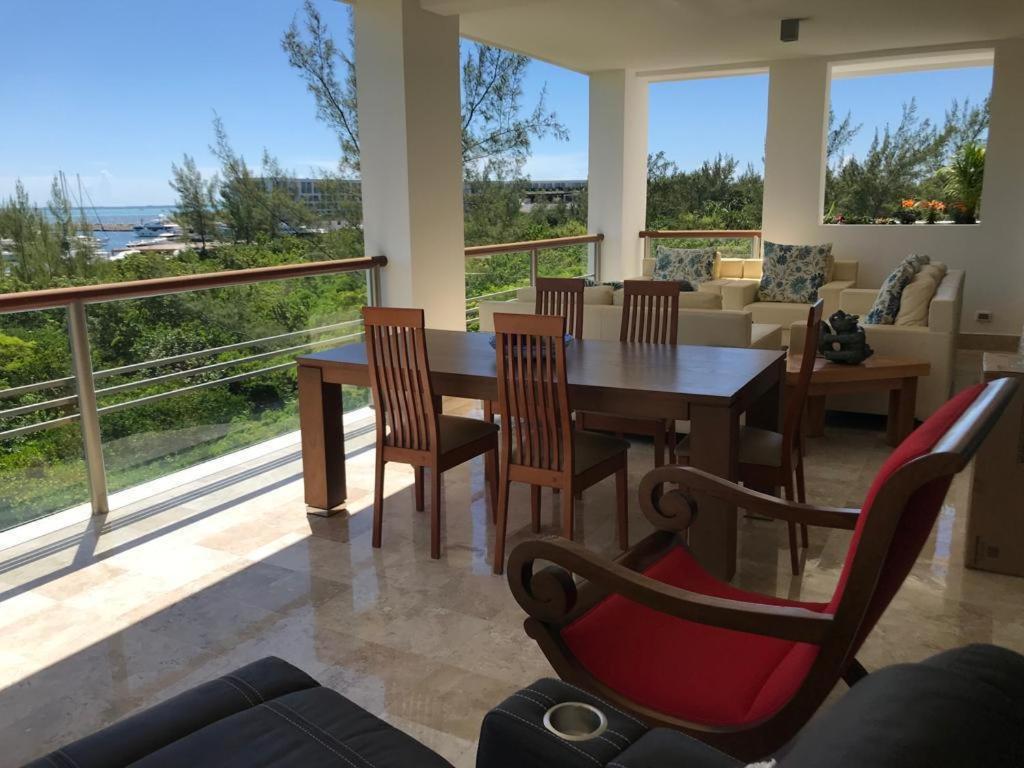 Depa en Playa Resort Baja Densidad solo Rentas Largo Plazo 90d o más