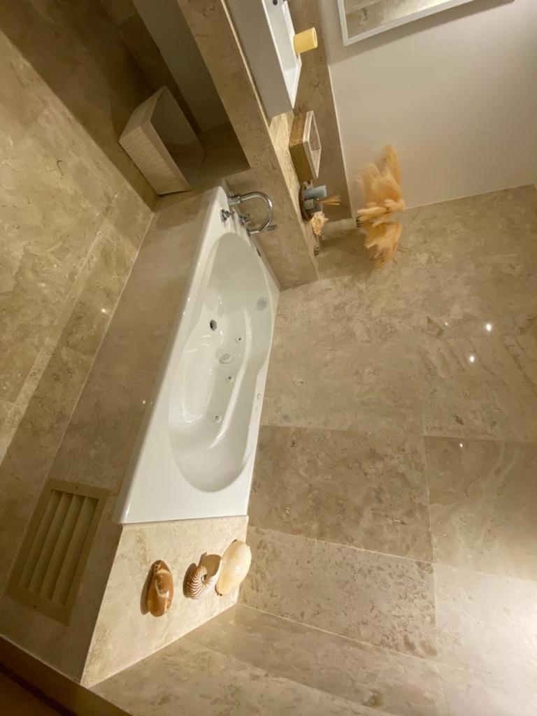 Depa en Playa Resort Baja Densidad solo Rentas Largo Plazo 90d o más