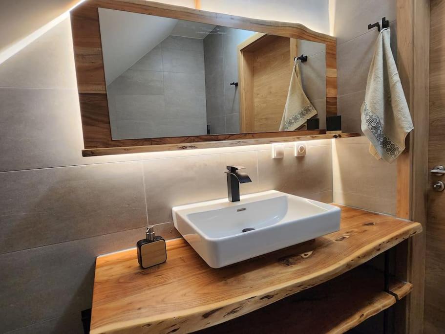 Krásný apartmán REFRINO v přírodě