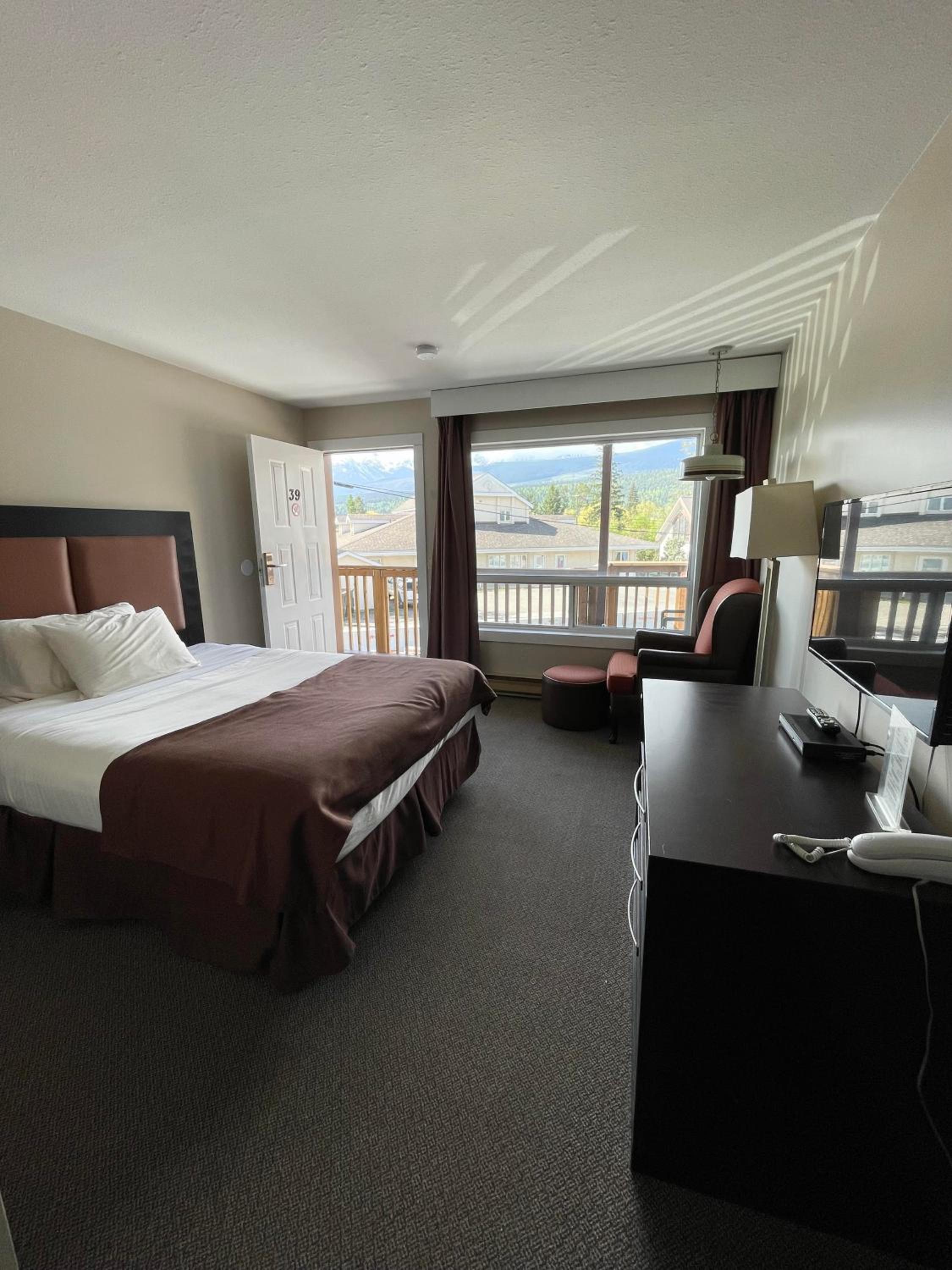 Rondo Motel view 2