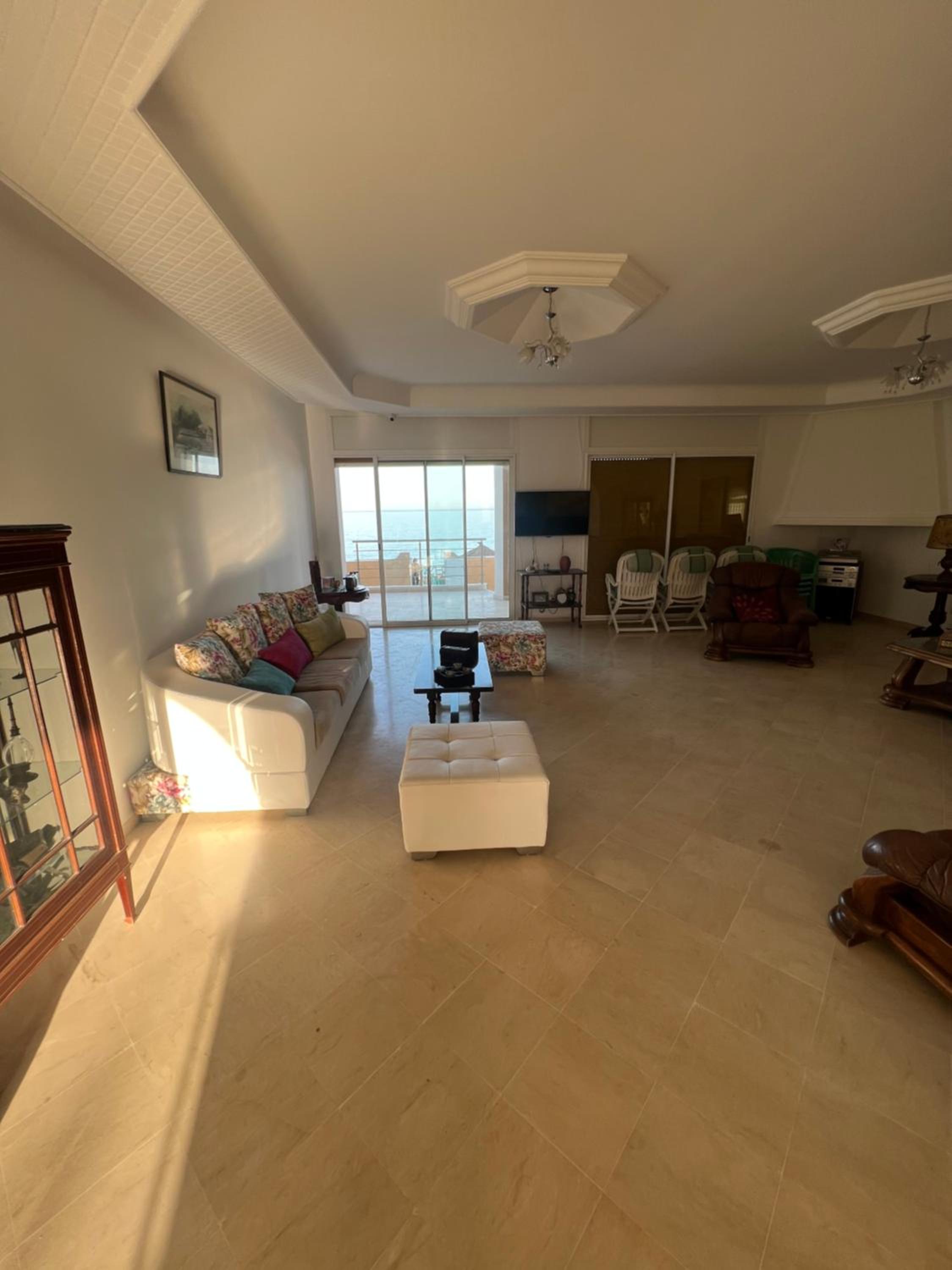 Le Chateau de sable view 3