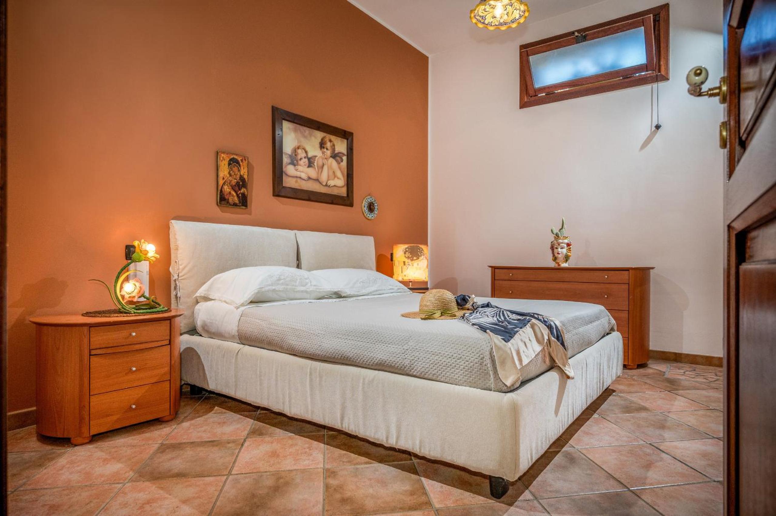 Villa Miceli en Scopello — bedroom