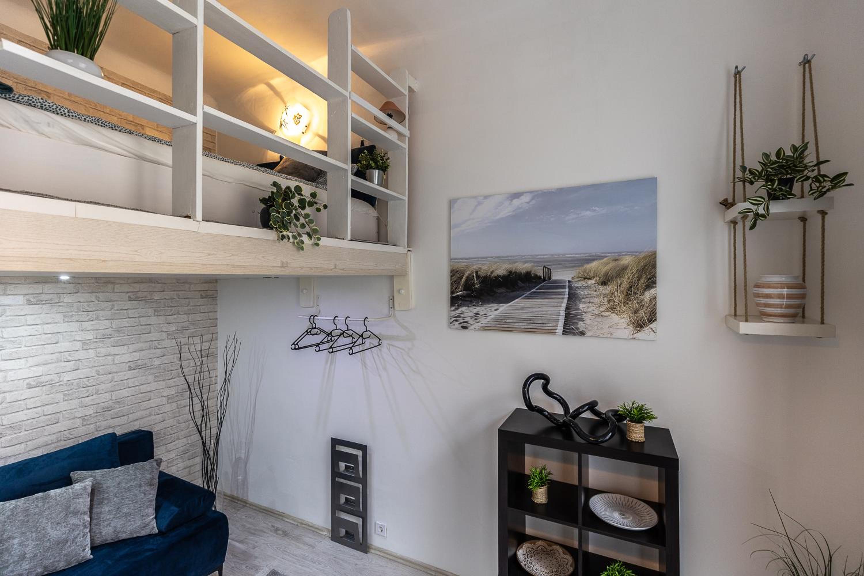 Eighth Wonder Apartment view 2