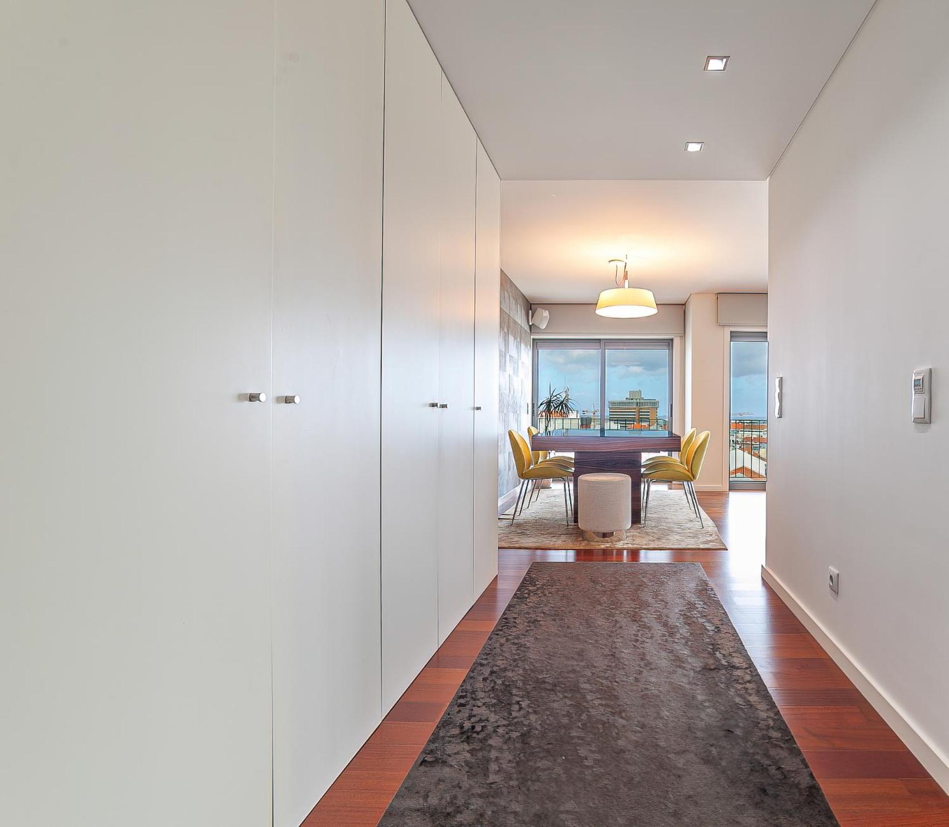 Palace Apartment incl Parking by Home Sweet Home Aveiro