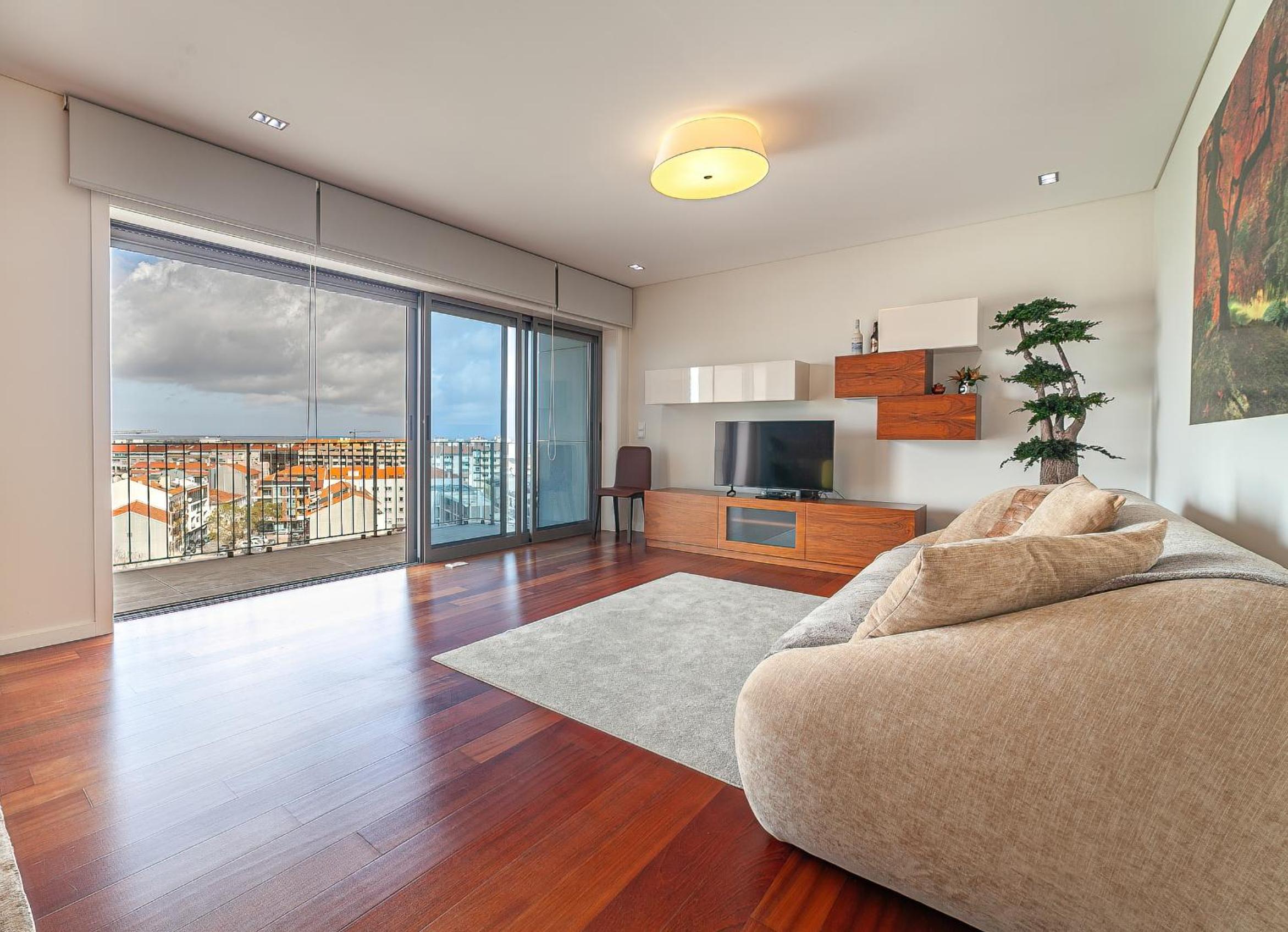 Palace Apartment incl Parking by Home Sweet Home Aveiro