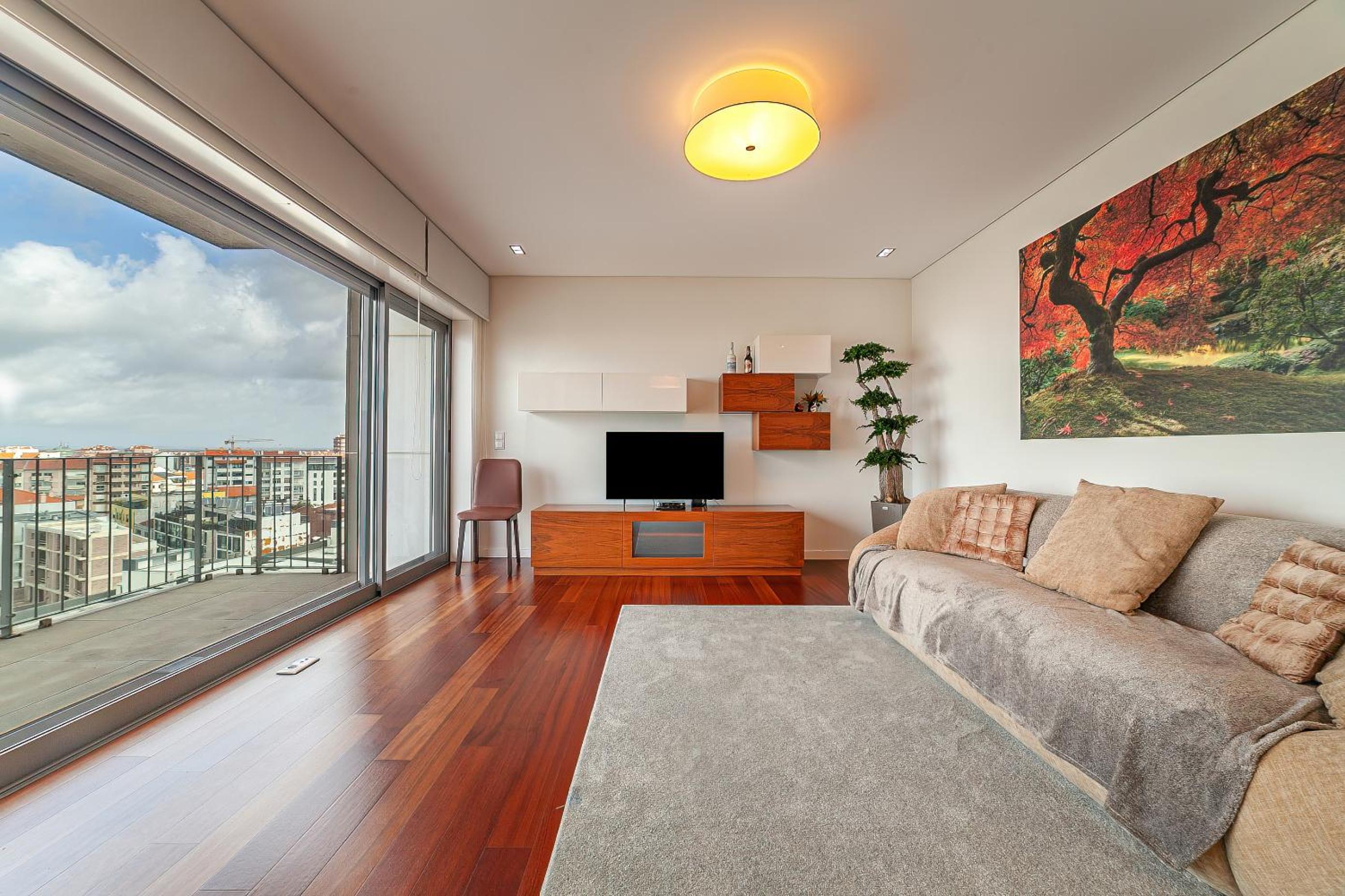 Palace Apartment incl Parking by Home Sweet Home Aveiro