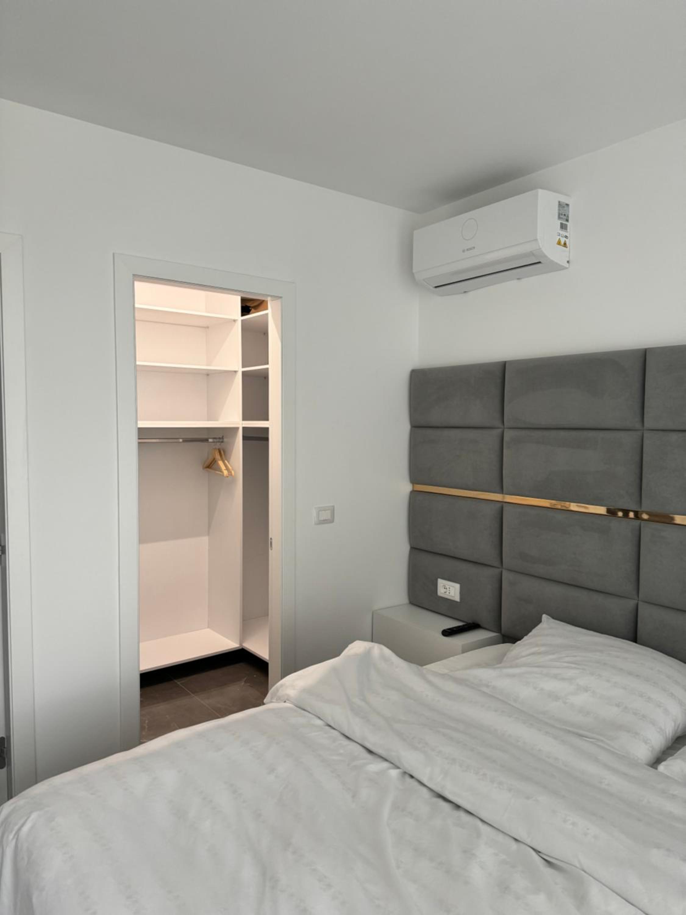 BL Apartment newly built 30m from beach