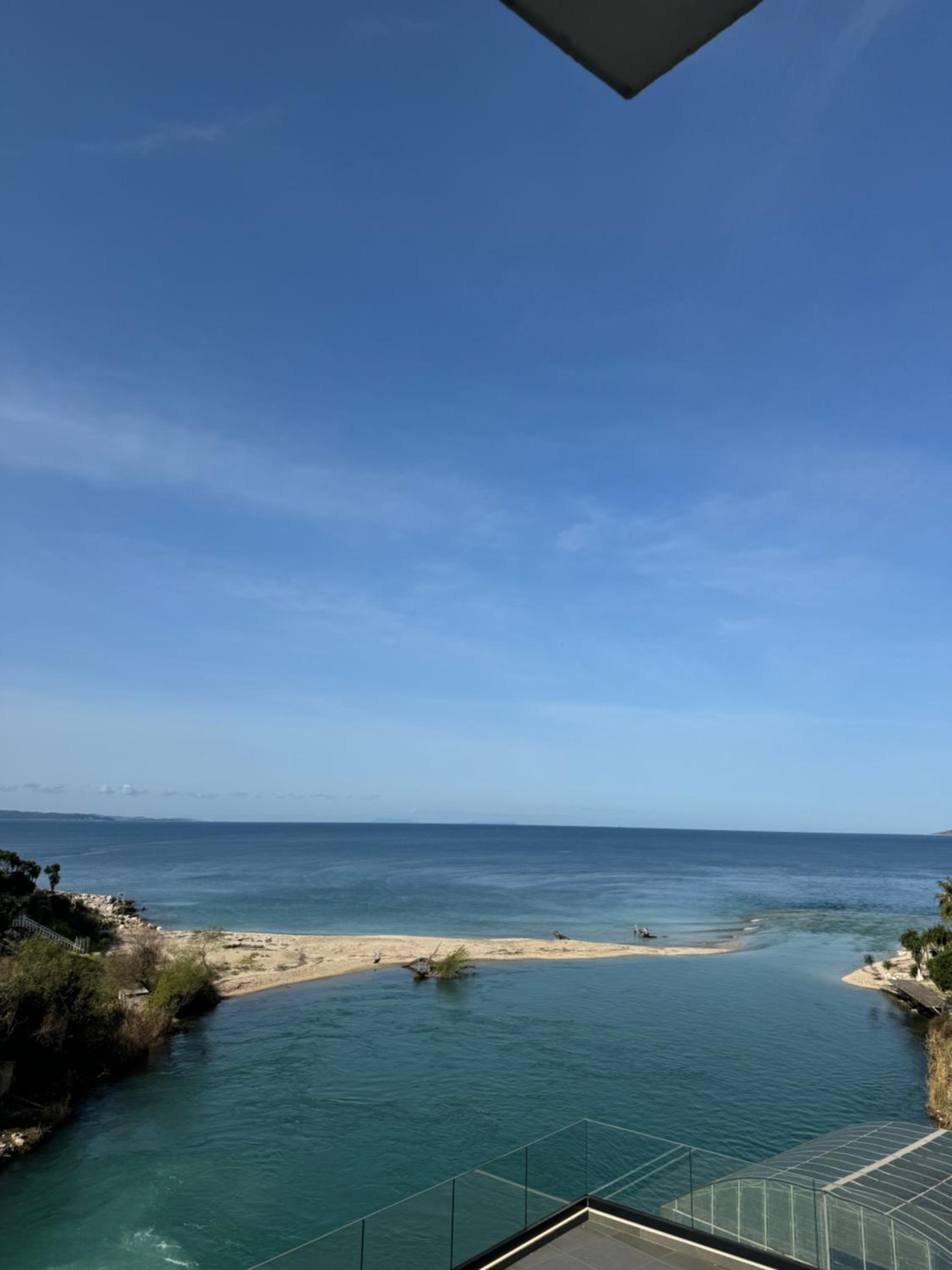 BL Apartment newly built 30m from beach