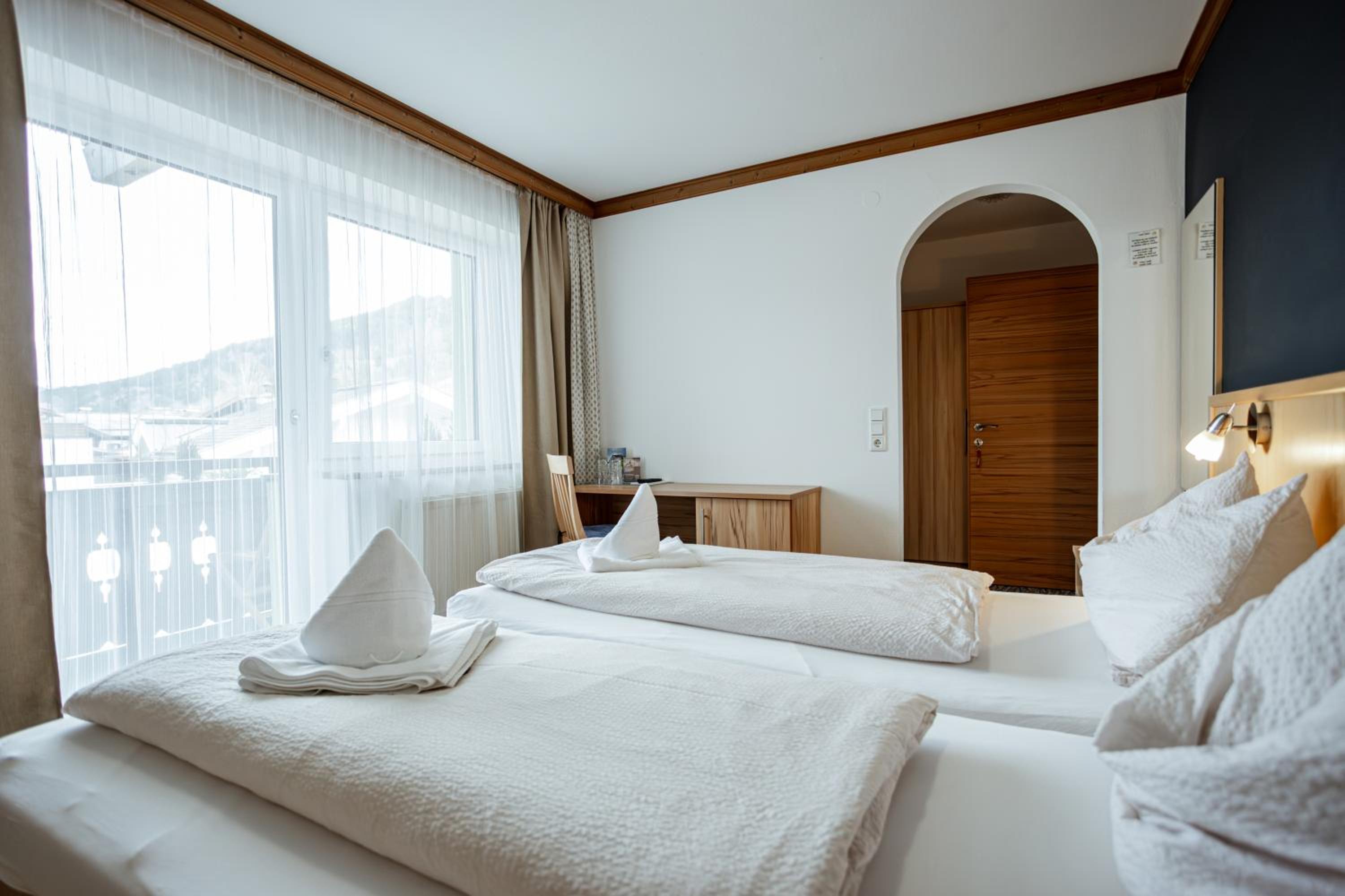 ESCHENHOF - Bed & Breakfast
