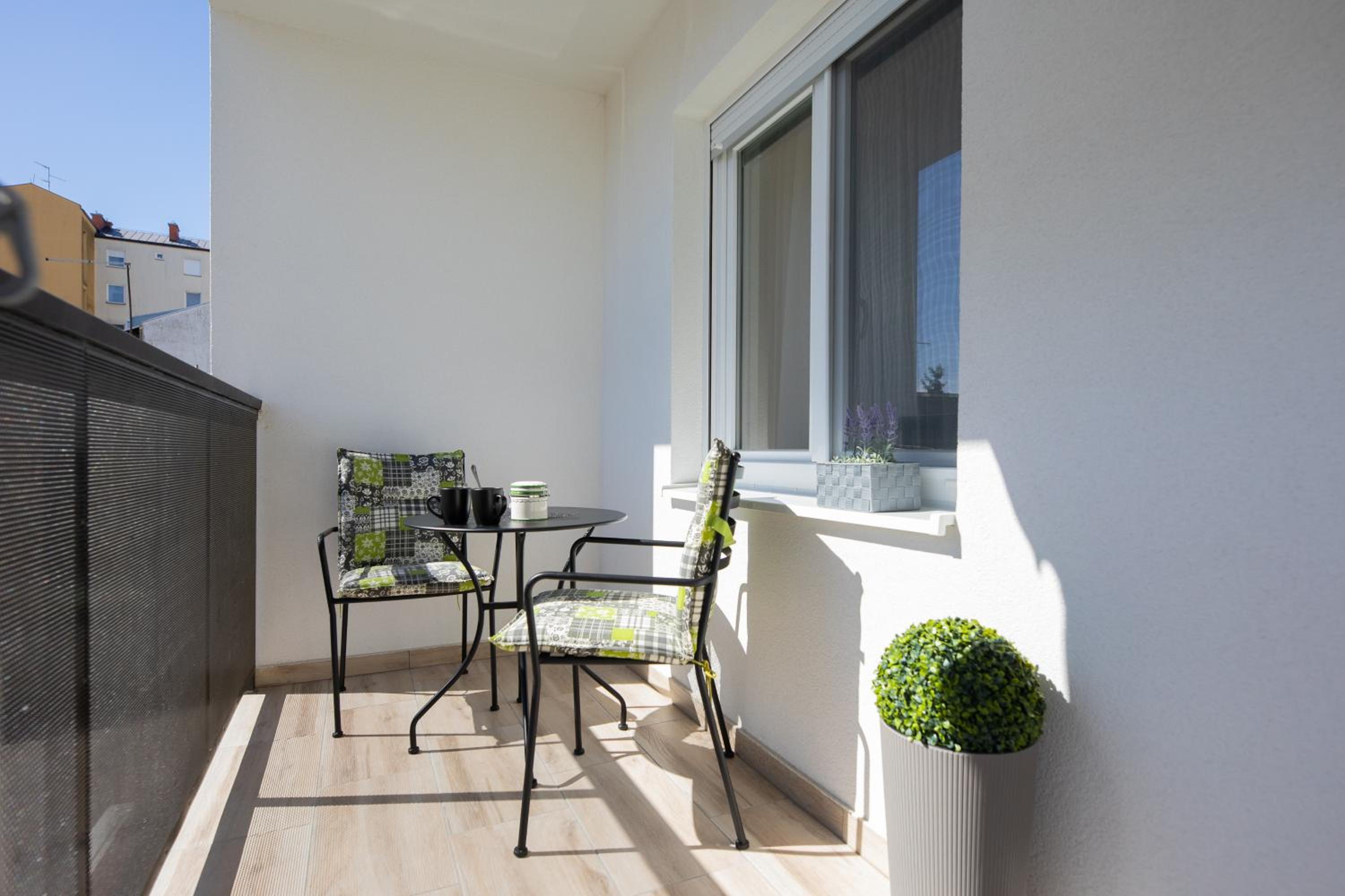 Apartman IVANA - private parking