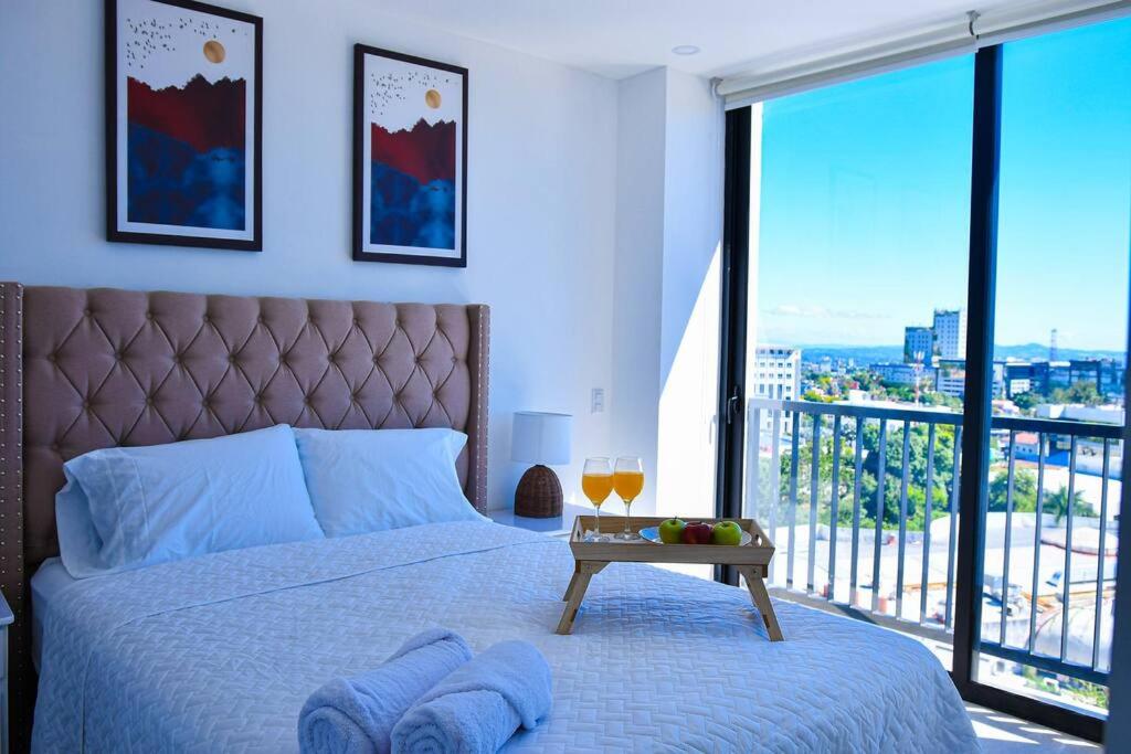 Modern Apartment in Downtown. A/C+ Wifi! view 2