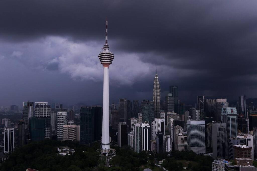 NEW : JALAN Ampang Cosy Staycation.15min Drive to KLCC/PAVILLION