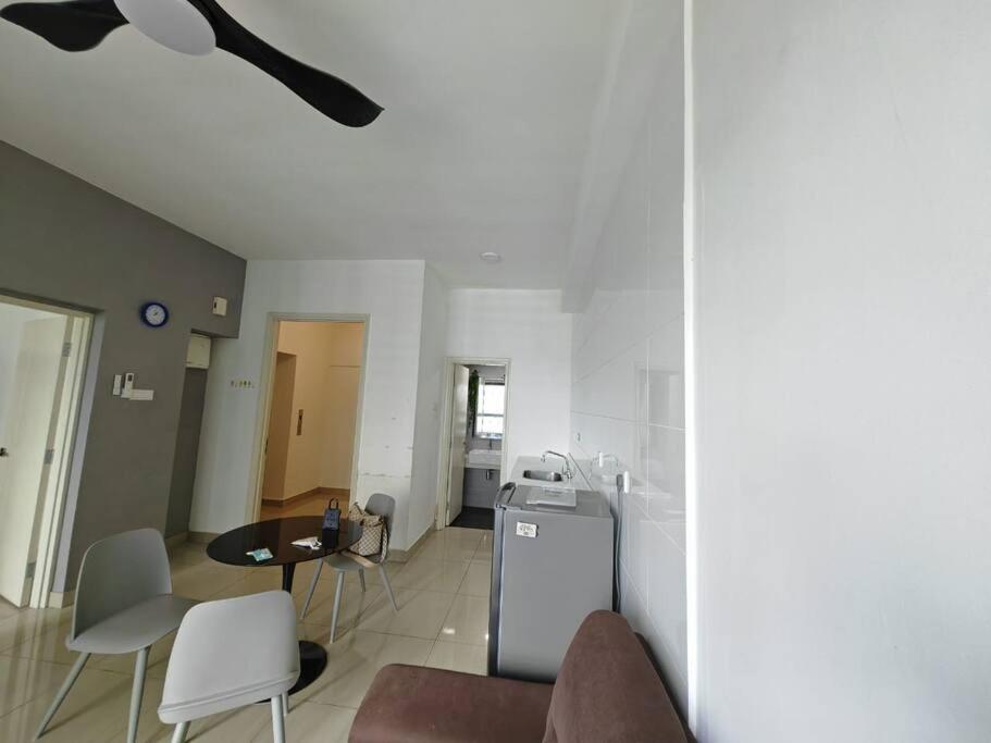 NEW : JALAN Ampang Cosy Staycation.15min Drive to KLCC/PAVILLION