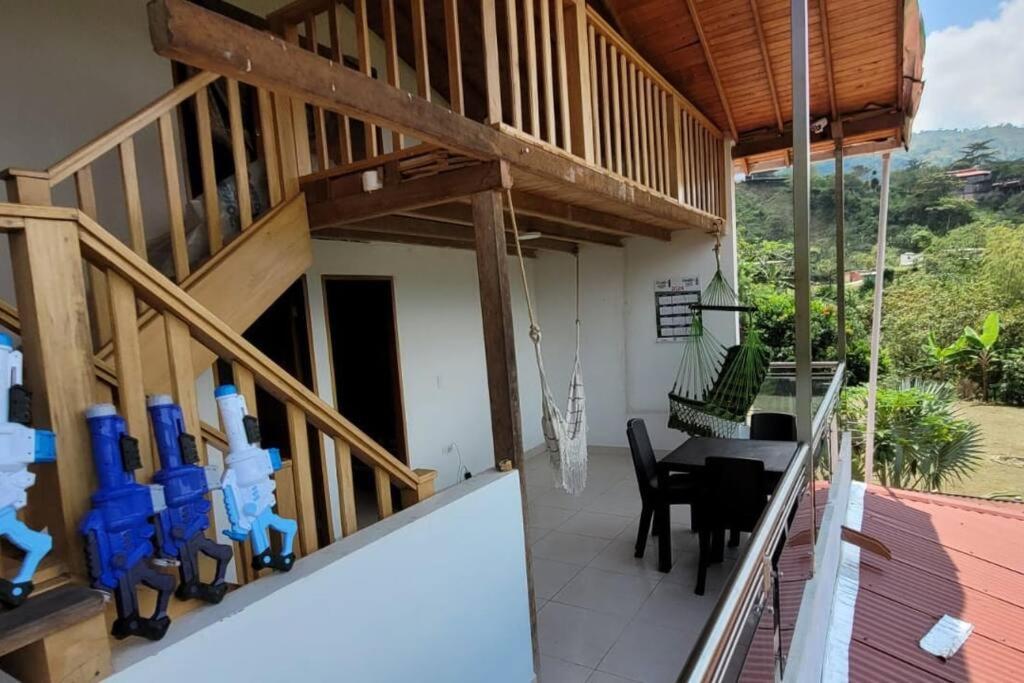 Luz de Luna - Hermosa Finca Familiar con Vista Panorámica y de Aves