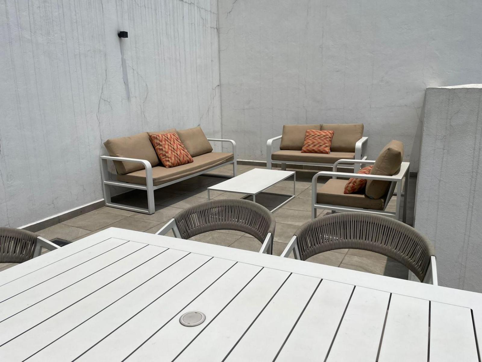 CONDESA 4 Personas + Patio Privado — Mexico City