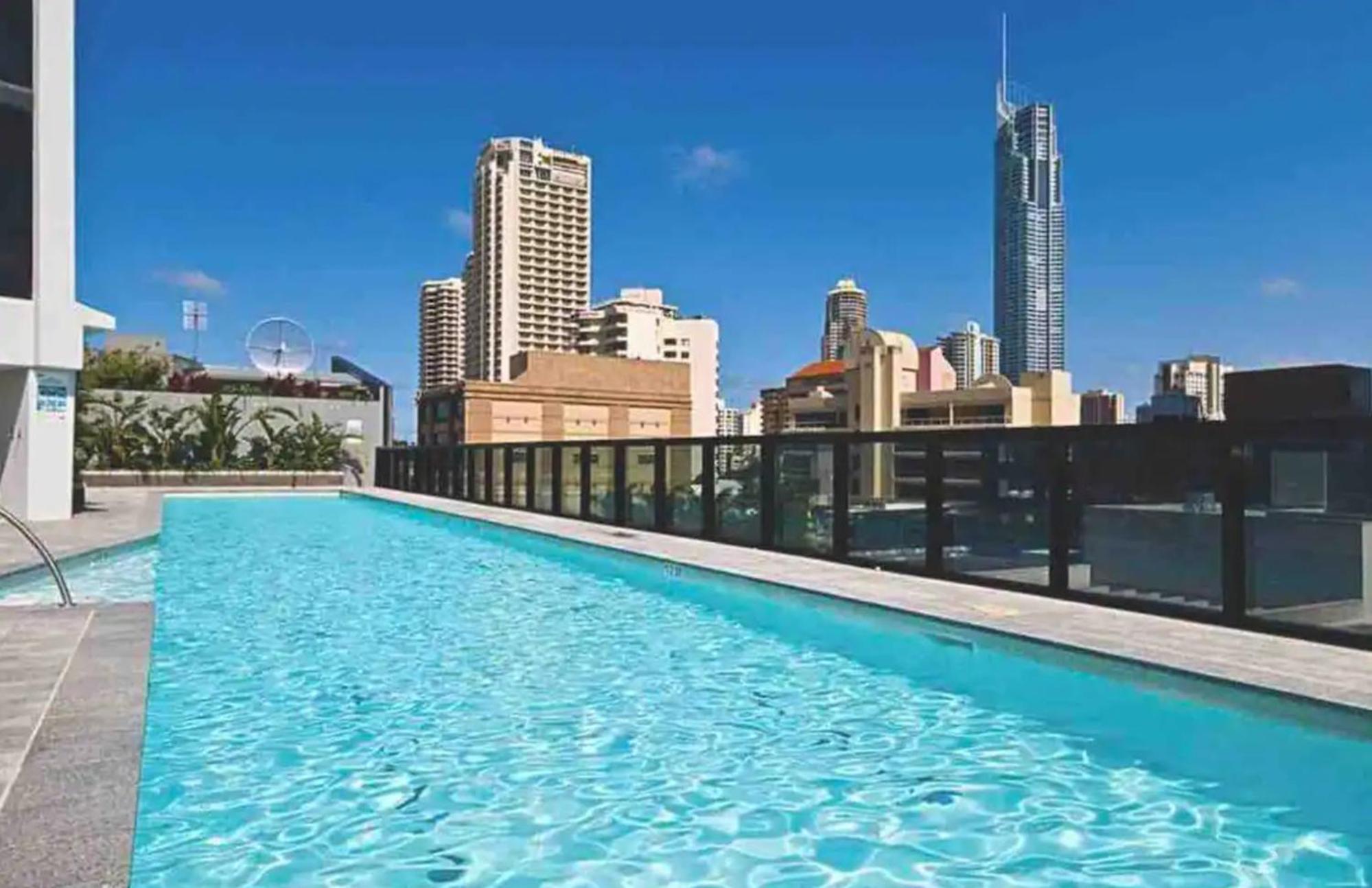 Deluxe 1BR Couple & Family Ocean Apartment, Circle on Cavill, Surfers Paradise